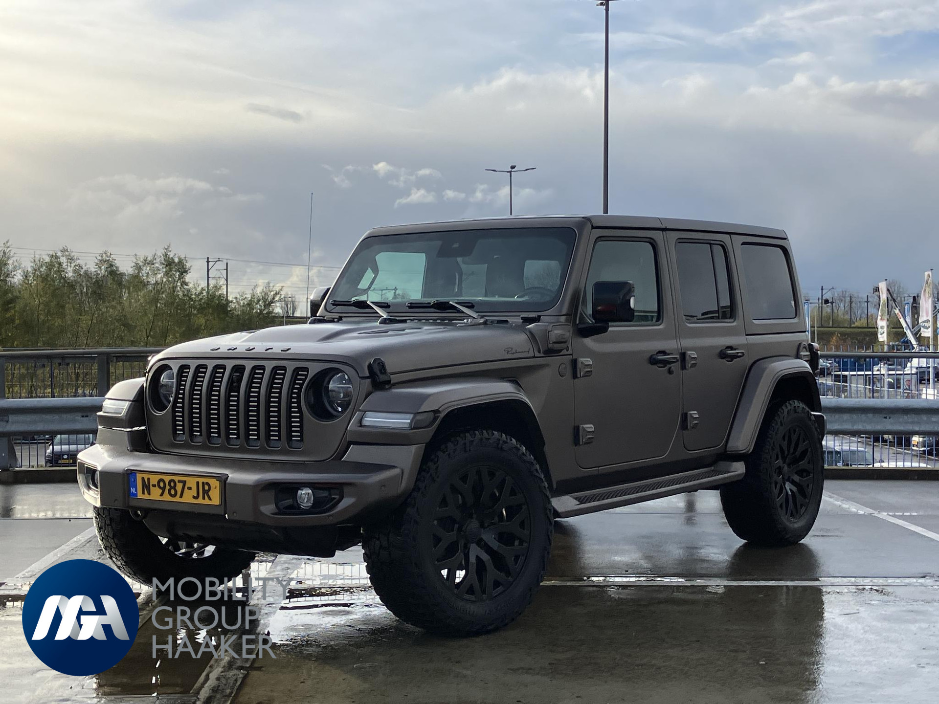 Jeep Wrangler BRUTE 4xe 380 Sahara / Trekhaak / 20"