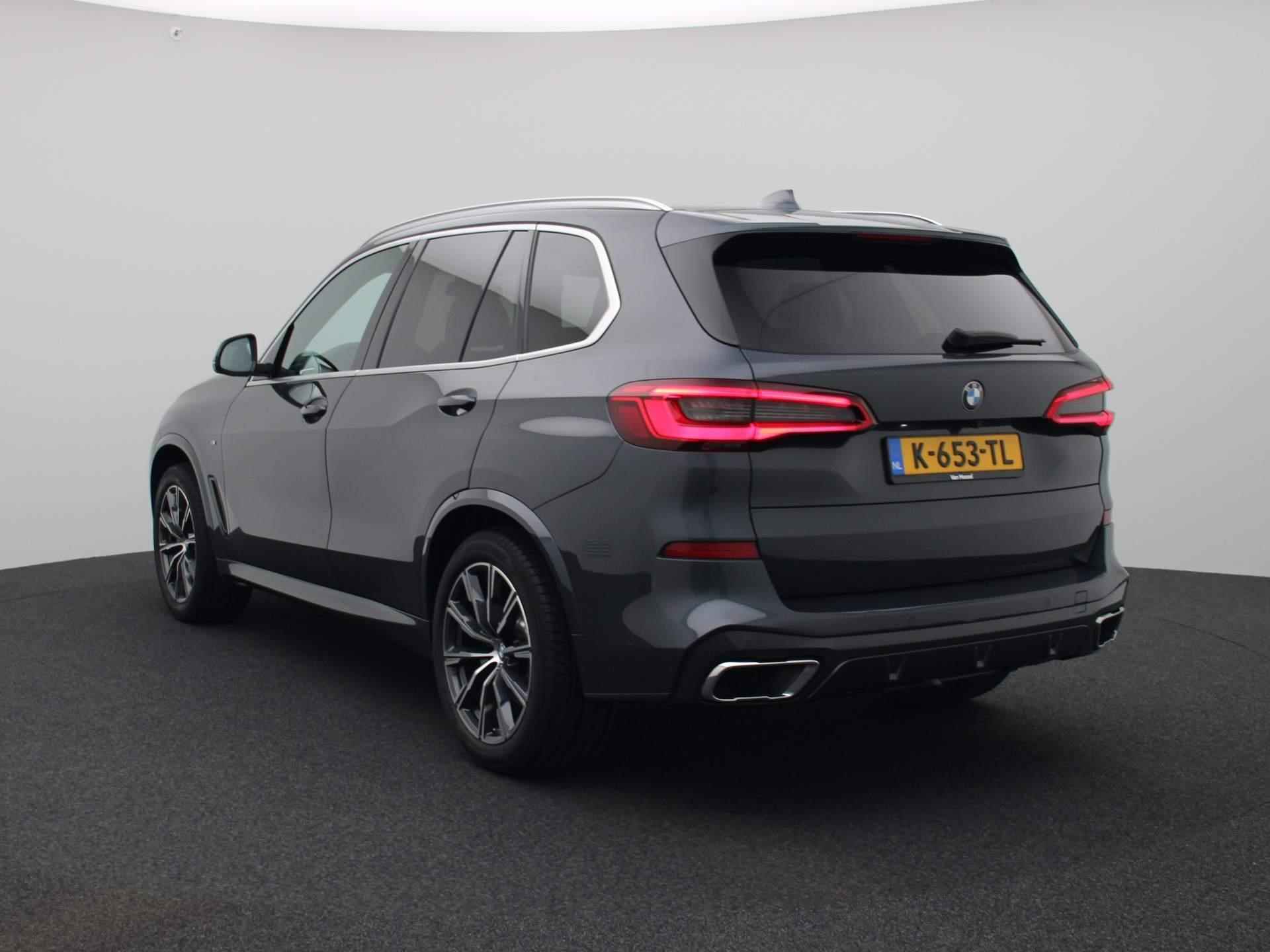 BMW X5 xDrive40i High Executive | M-Pakket | Head up Display | Harman&Kardon | Trekhaak | 360 camera | Laser LED Licht | - 2/60