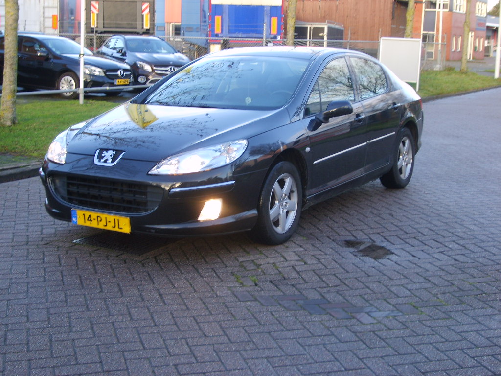 Peugeot 407 2.0-16V XR Pack