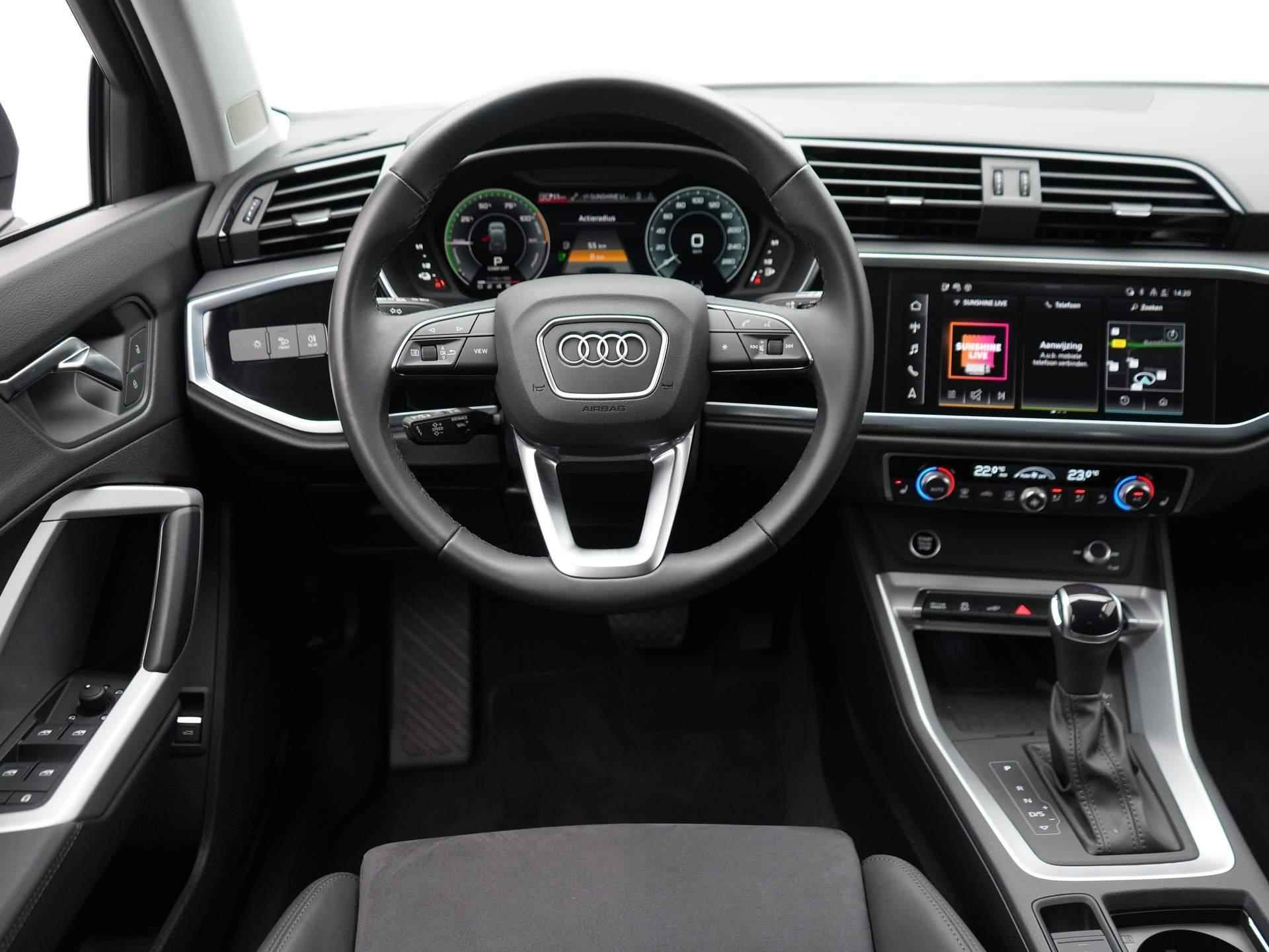 Audi Q3 45 TFSI e S edition S-Line | Navi | Clima | Adaptive Cruise | LED | 20" | Trekhaak (Zwenkbaar) - 13/56