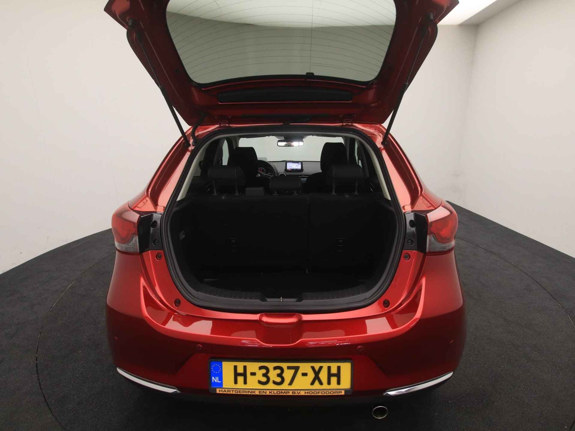 Mazda 2 1.5 Skyactiv-G Luxury i-Activesense : dealer onderhouden - 15/45