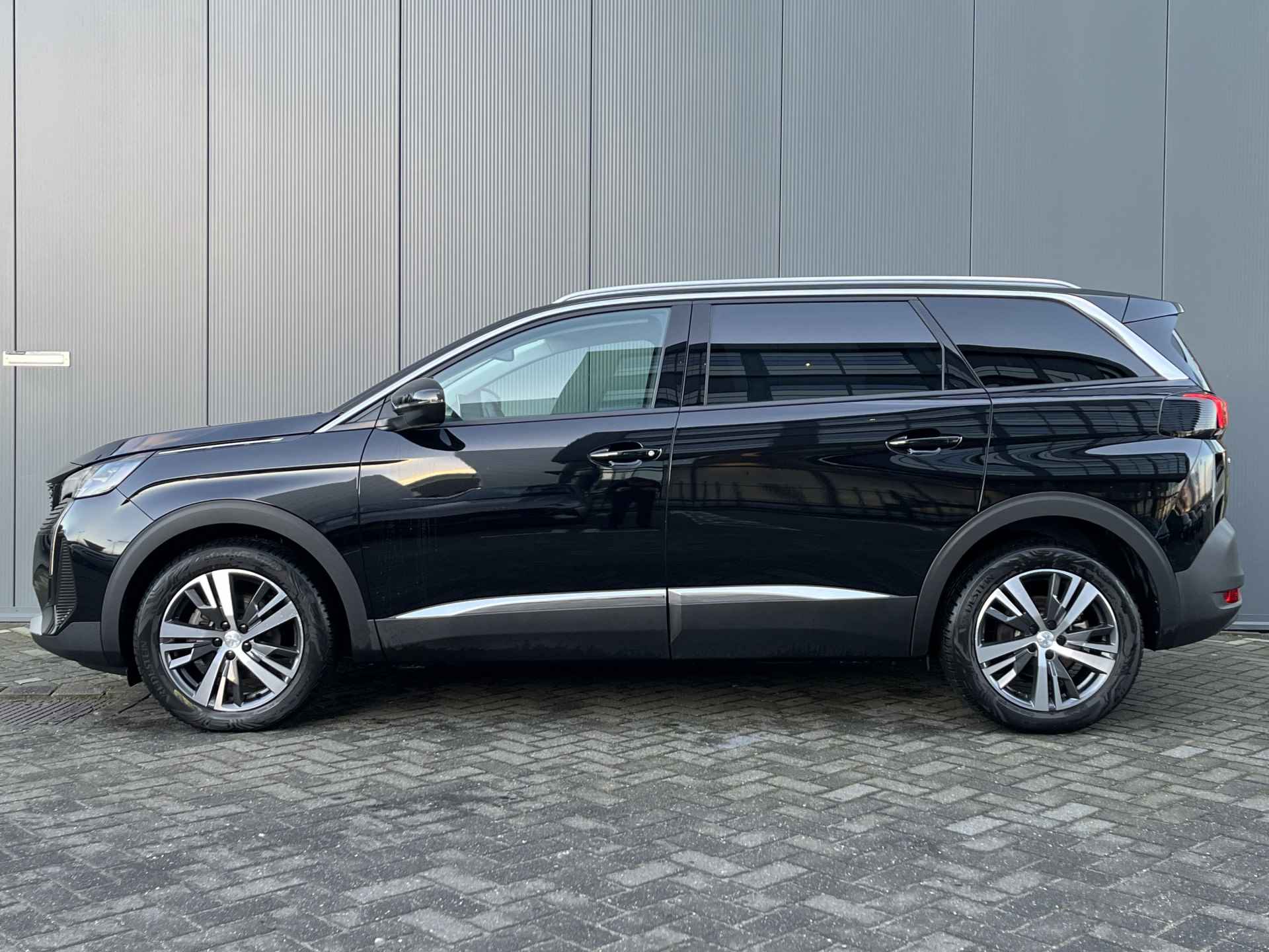 Peugeot 5008 1.2 130pk 7-Zits Allure Automaat | Led | Leder | Camera | Climate | Keyless | NL. Auto | Navigatie | 18" Lichtmetaal | Cruisecon - 3/34