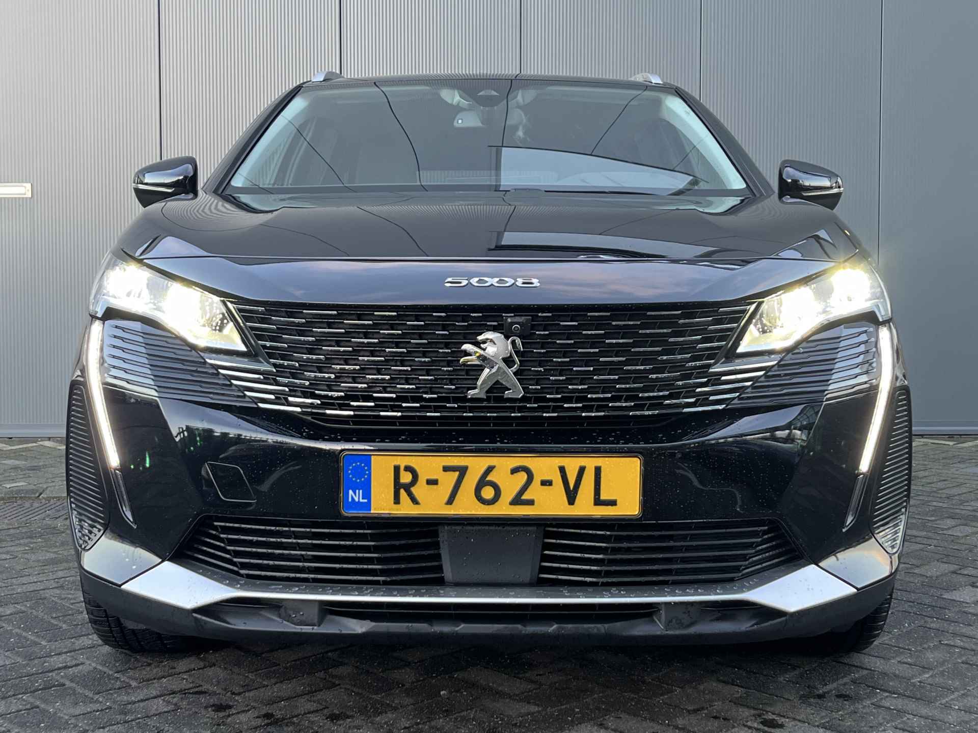 Peugeot 5008 1.2 130pk 7-Zits Allure Automaat | Led | Leder | Camera | Climate | Keyless | NL. Auto | Navigatie | 18" Lichtmetaal | Cruisecon - 5/34