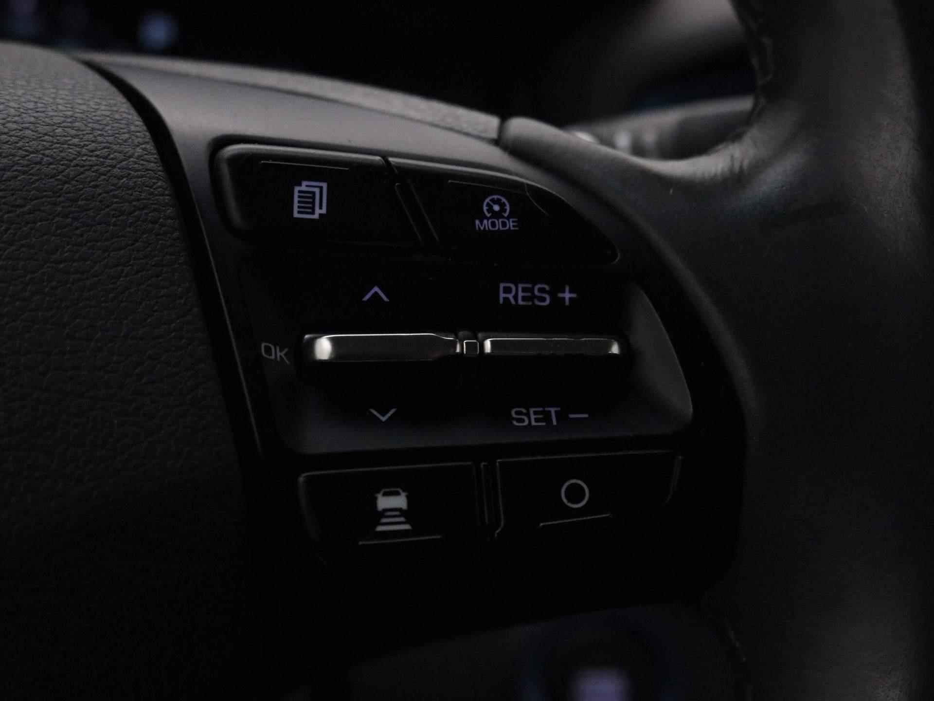 Hyundai IONIQ 1.6 GDi PHEV Comfort - Plus Automaat / Plugin Hybride / Navigatie / Android Auto/Apple Carplay / Cruise Control Adaptief / Climate Control / Draadloze Telefoonlader / Krell Audiosysteem / Stoelverwarming / Stuurverwarming / DAB - 47/79