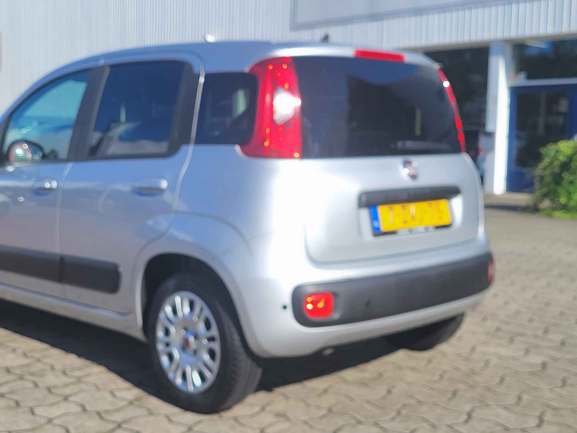 Fiat Panda 0.9 TwinAir Lounge, Airco, PDC, Rijklaar met beurt & garantie! - 26/29