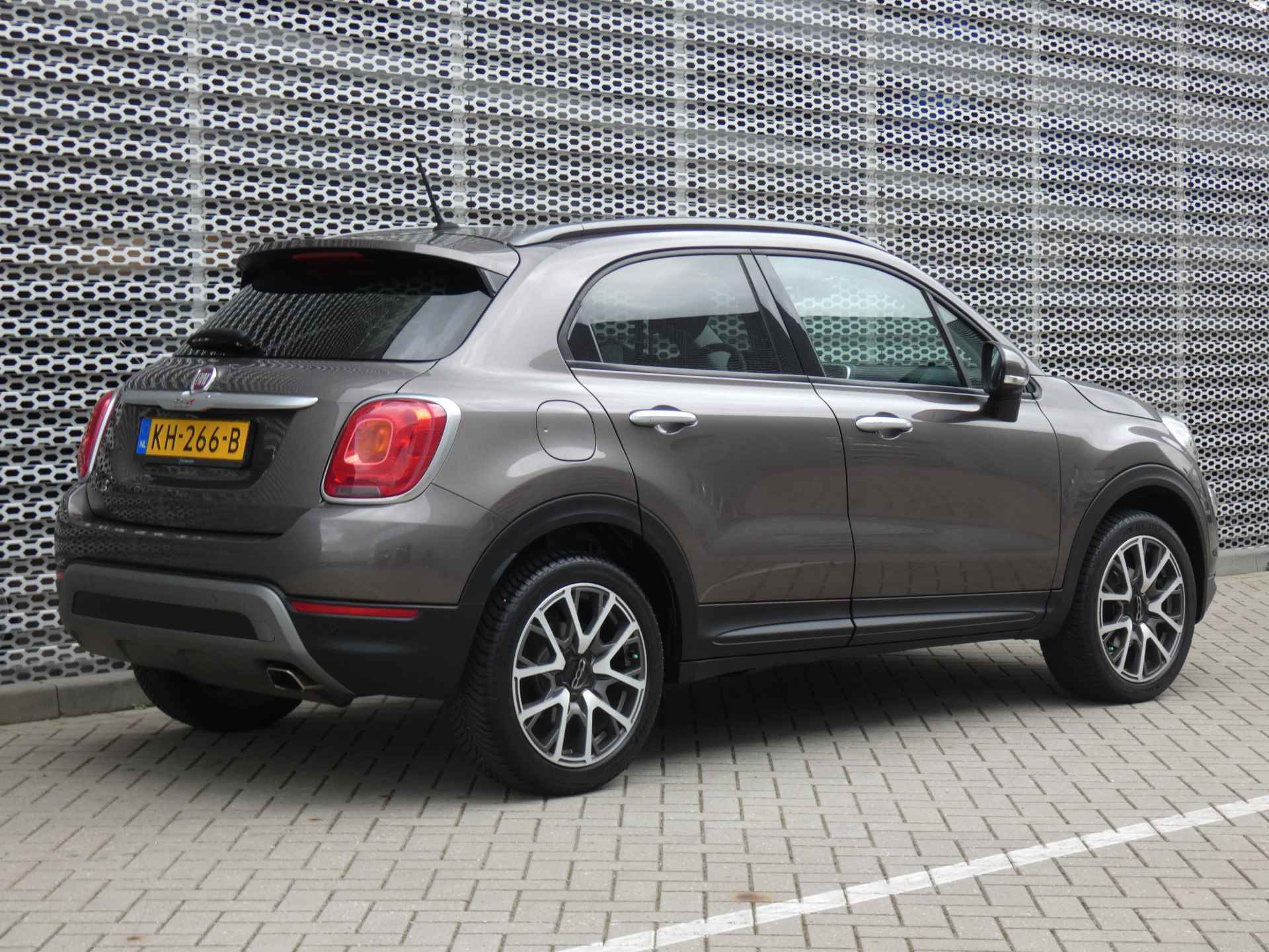 Fiat 500X 1.4 Turbo 140PK MultiAir Lounge Automaat Navigatie | Stoel- en Stuurverwarming | Climate Control | - 29/33