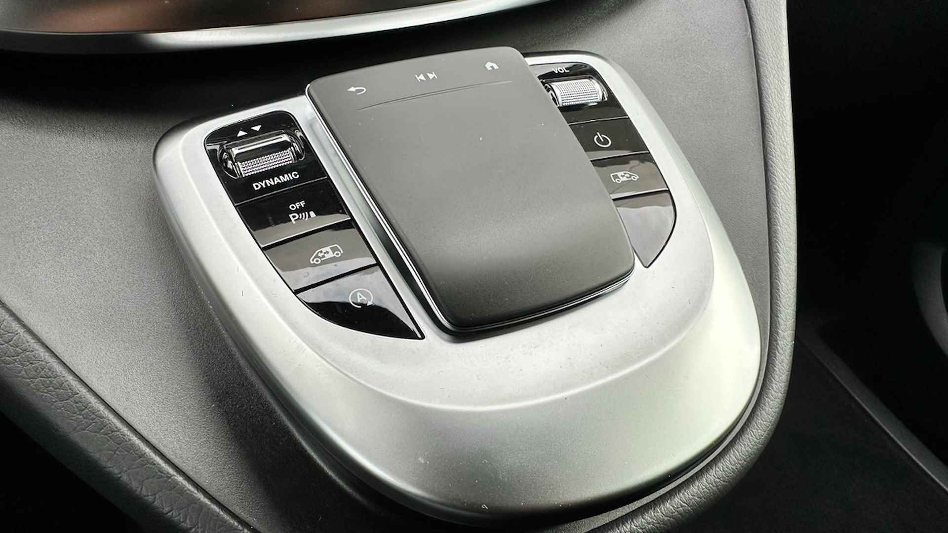 Mercedes-Benz V-Klasse 300d XXL Avantgarde Edition | Adaptive Cruise | 360 camera | Leder - 16/38