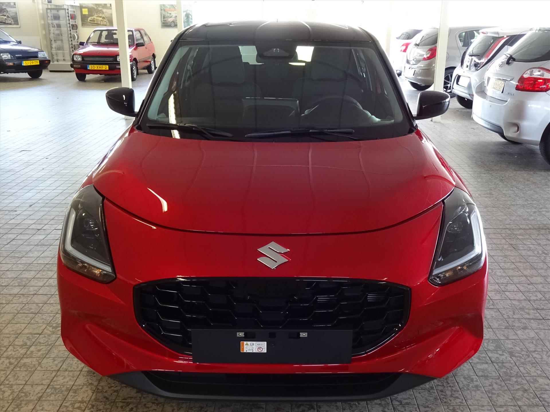 Suzuki Swift 1.2 Smart Hybrid Select Black Edition - 7/27