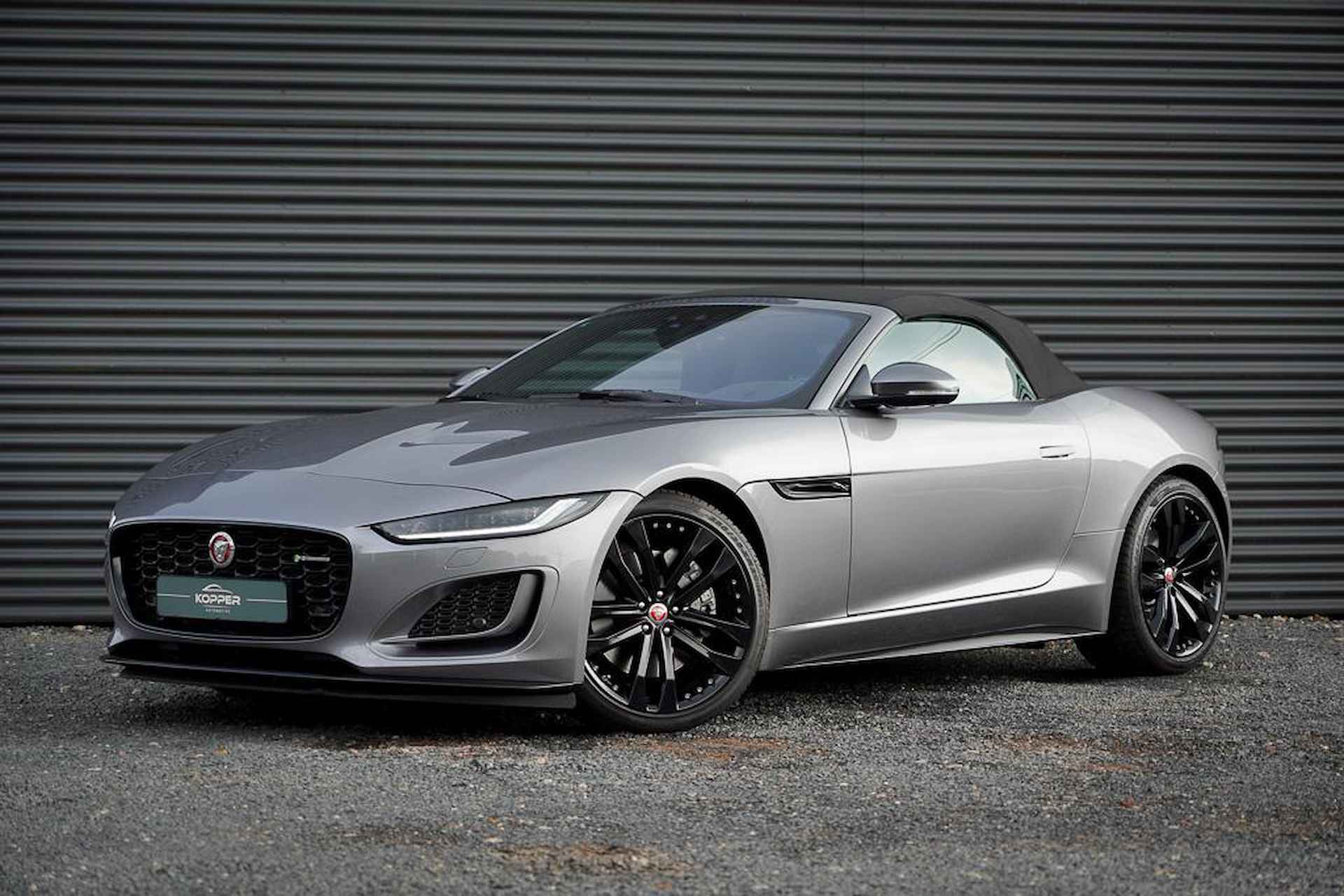 Jaguar F-TYPE P300 RWD R-Dynamic Black / Sportuitlaat / Leder / Stoelkoeling / Vol - 24/74