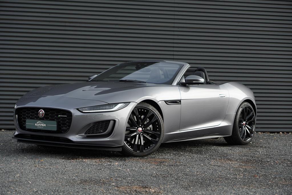 Jaguar F-TYPE P300 RWD R-Dynamic Black / Sportuitlaat / Leder / Stoelkoeling / Vol