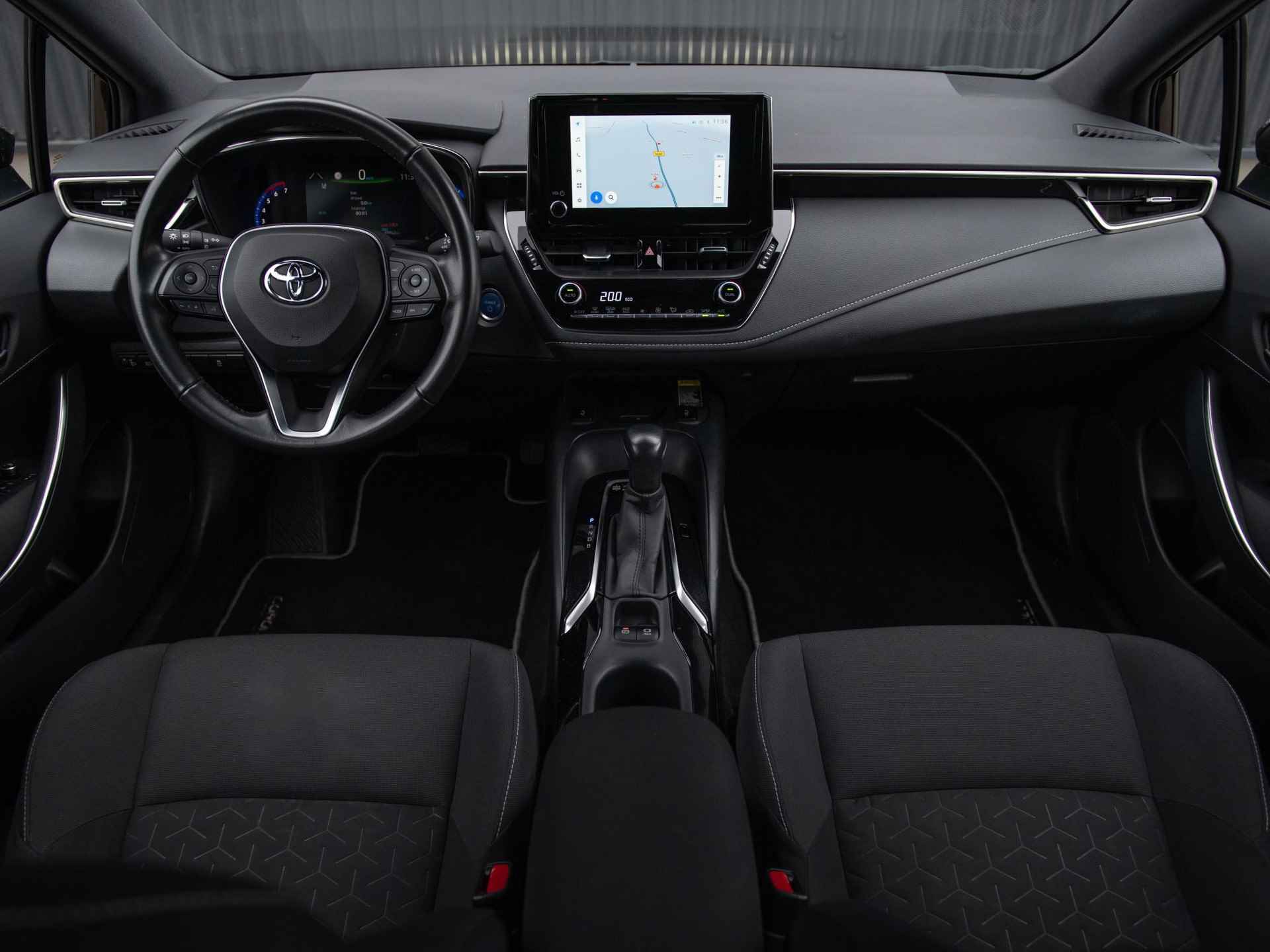 Toyota Corolla Touring Sports 1.8 Hybrid Business 122pk | Camera | ACC | LED | Apple CarPlay - 2/55