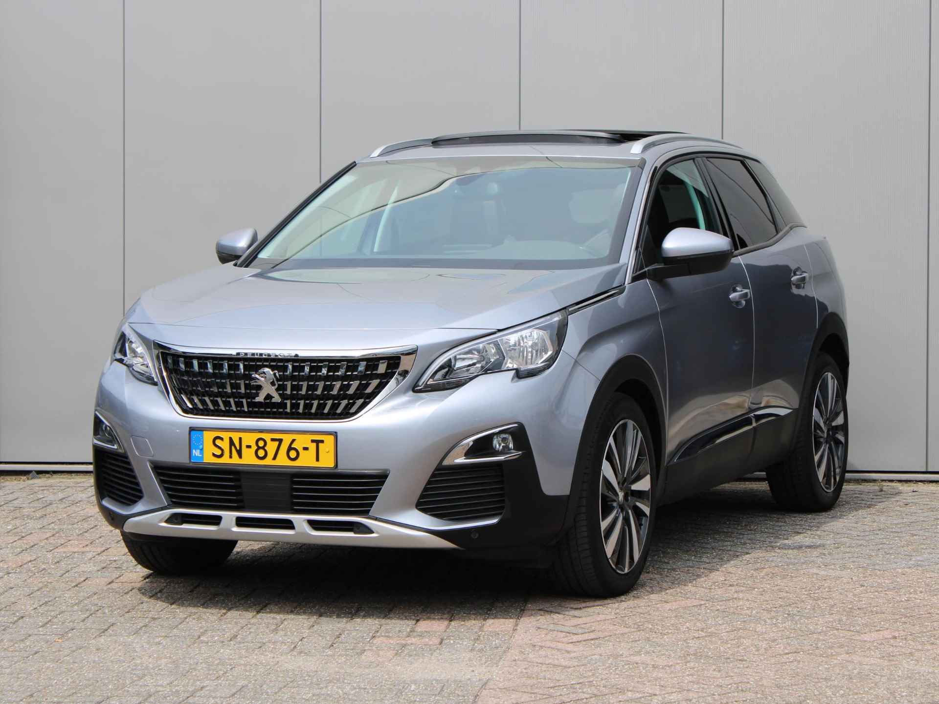 Peugeot 3008 1.2 PureTech Allure Automaat | Navi / Panoramadak / Camera - 6/27