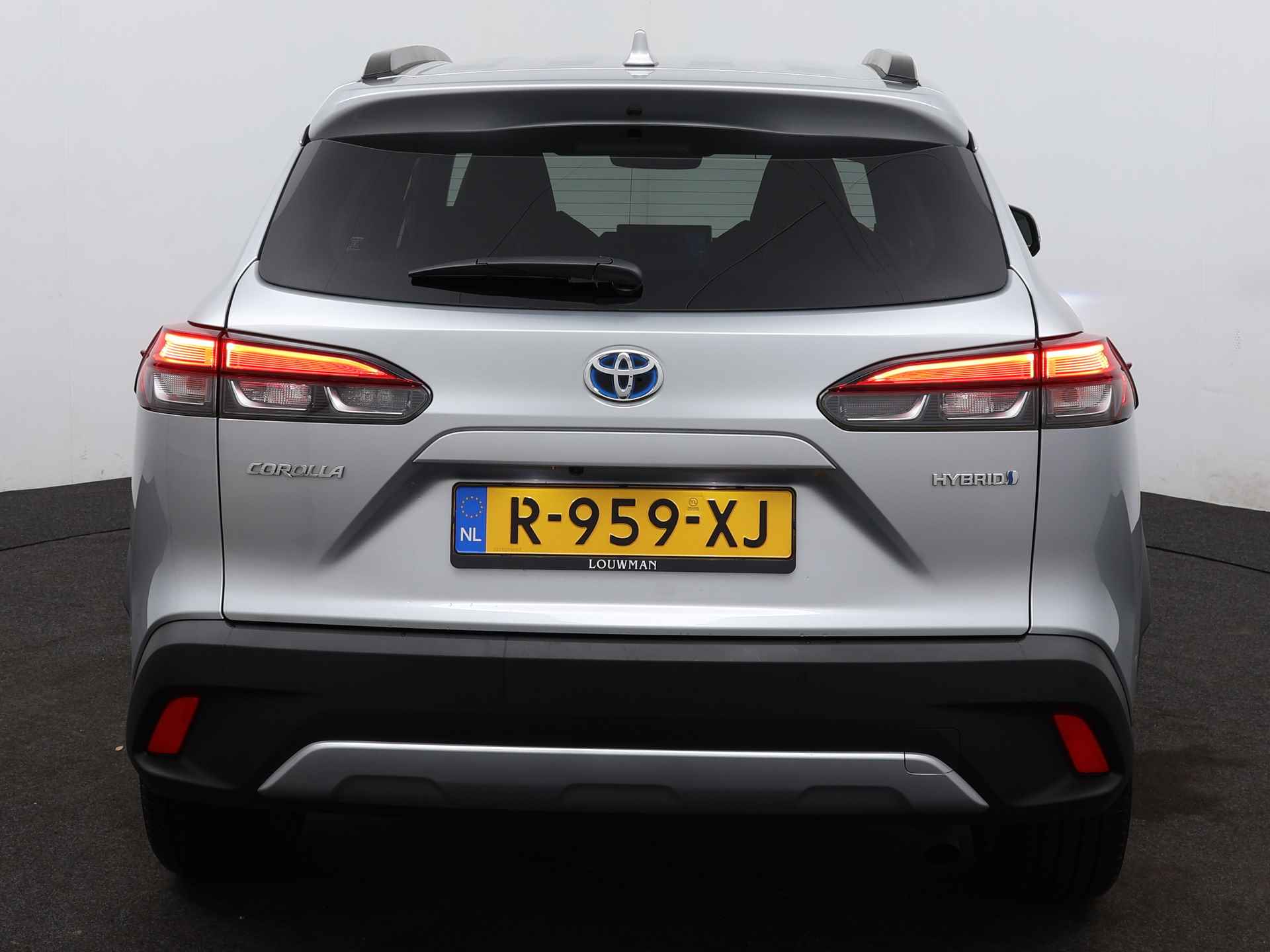 Toyota Corolla Cross 2.0 High Power Hybrid Launch Edition All Season banden | JBL | Navigatie | Camera | Parkeersensoren | Stoelverwarming | 360 Camera | Parkeer Ass. | LM velgen | Stuur verwarming | Dealer onderhouden - 28/42