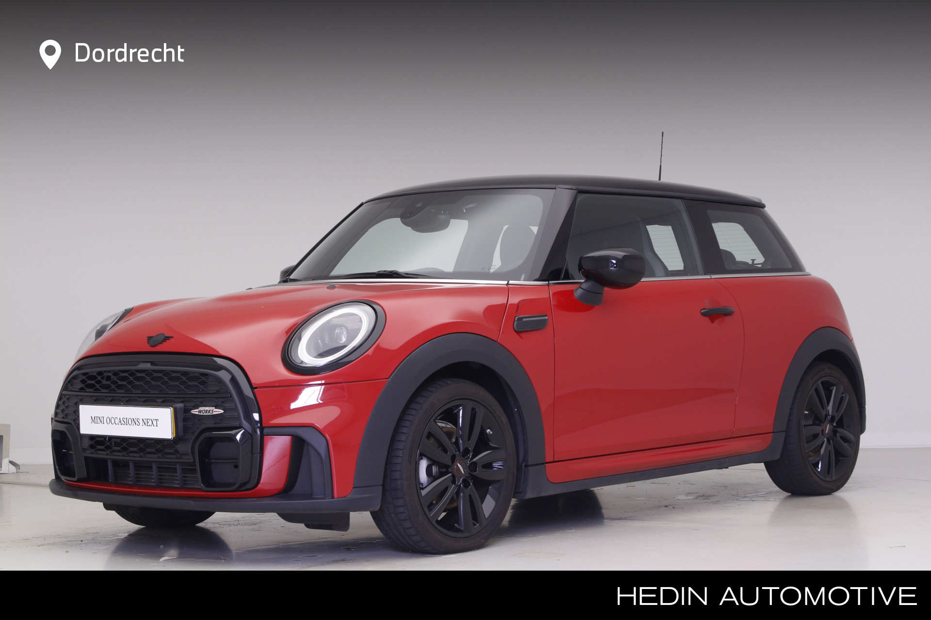 MINI 3-deurs Cooper John Cooper Works | Adaptief onderstel | Piano black exterior