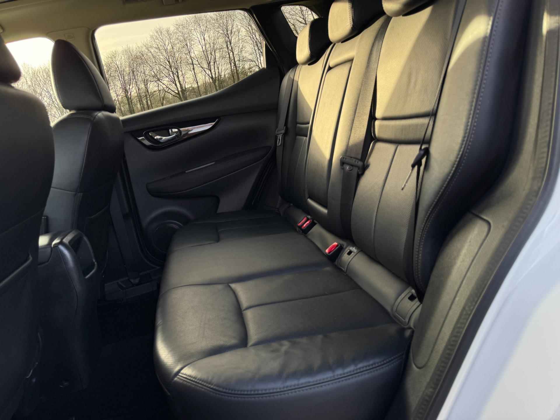 Nissan Qashqai 1.2 Tekna top onderhouden met navigatie, camera en trekhaak - 8/30