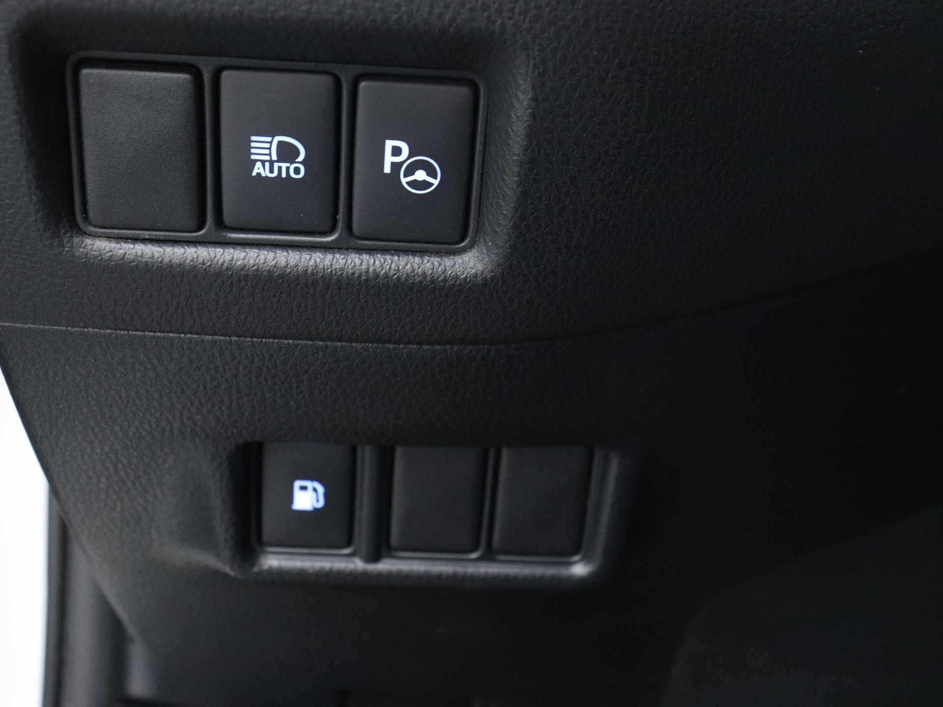 Toyota C-HR 1.8 Hybrid Bi-Tone Limited | JBL | LED Verlichting | Stoelverwarming | Parkeersensoren | - 34/46