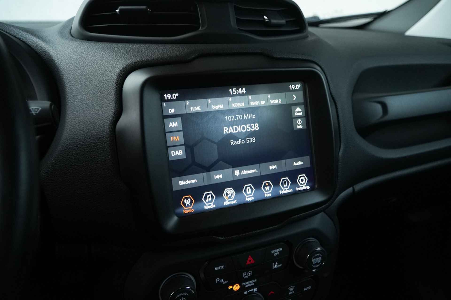 Jeep Renegade  4xe 240 PK S | Navi | LED | Carplay | BTW - 20/29