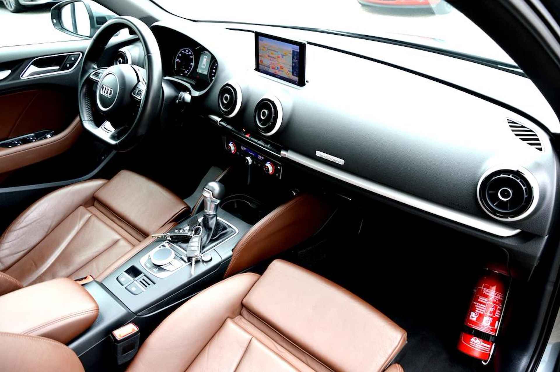 Audi A3 Sportback 1.4 e-tron PHEV PDC/LMV18/NAVI/LEER/PANO-D - 35/52
