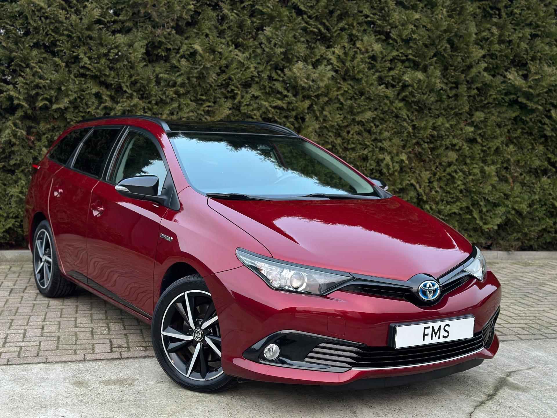 Toyota Auris Touring Sports 1.8 Hybrid Executive Camera - 17/31