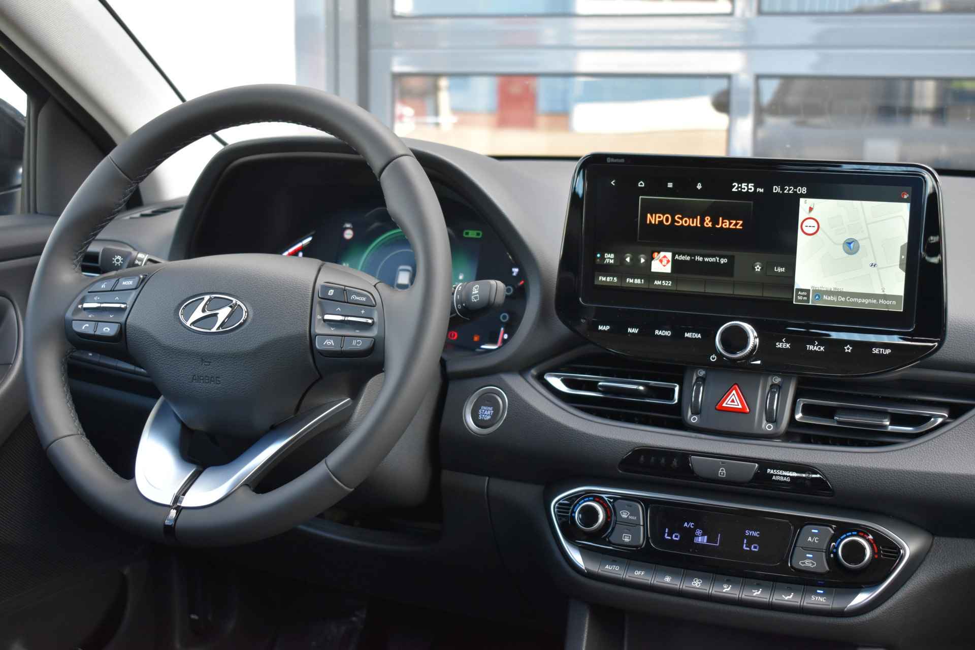 Hyundai i30 1.0 T-GDi MHEV Comfort Smart VAN €34.145,- VOOR €29.930,- - 5/31