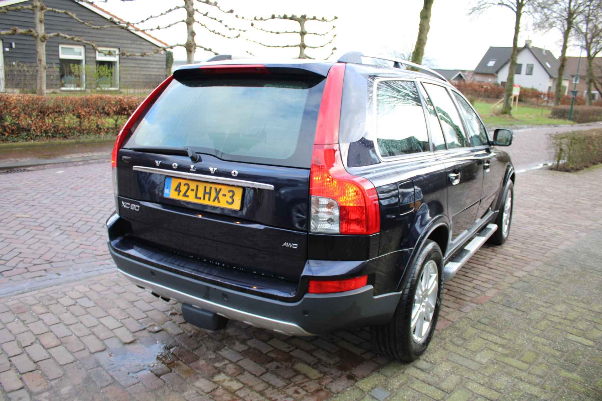 Volvo XC90 2.5T 210PK Limited Edition Automaat + 18"/ Leder/ Navi/ Clima/ NL auto - 8/41