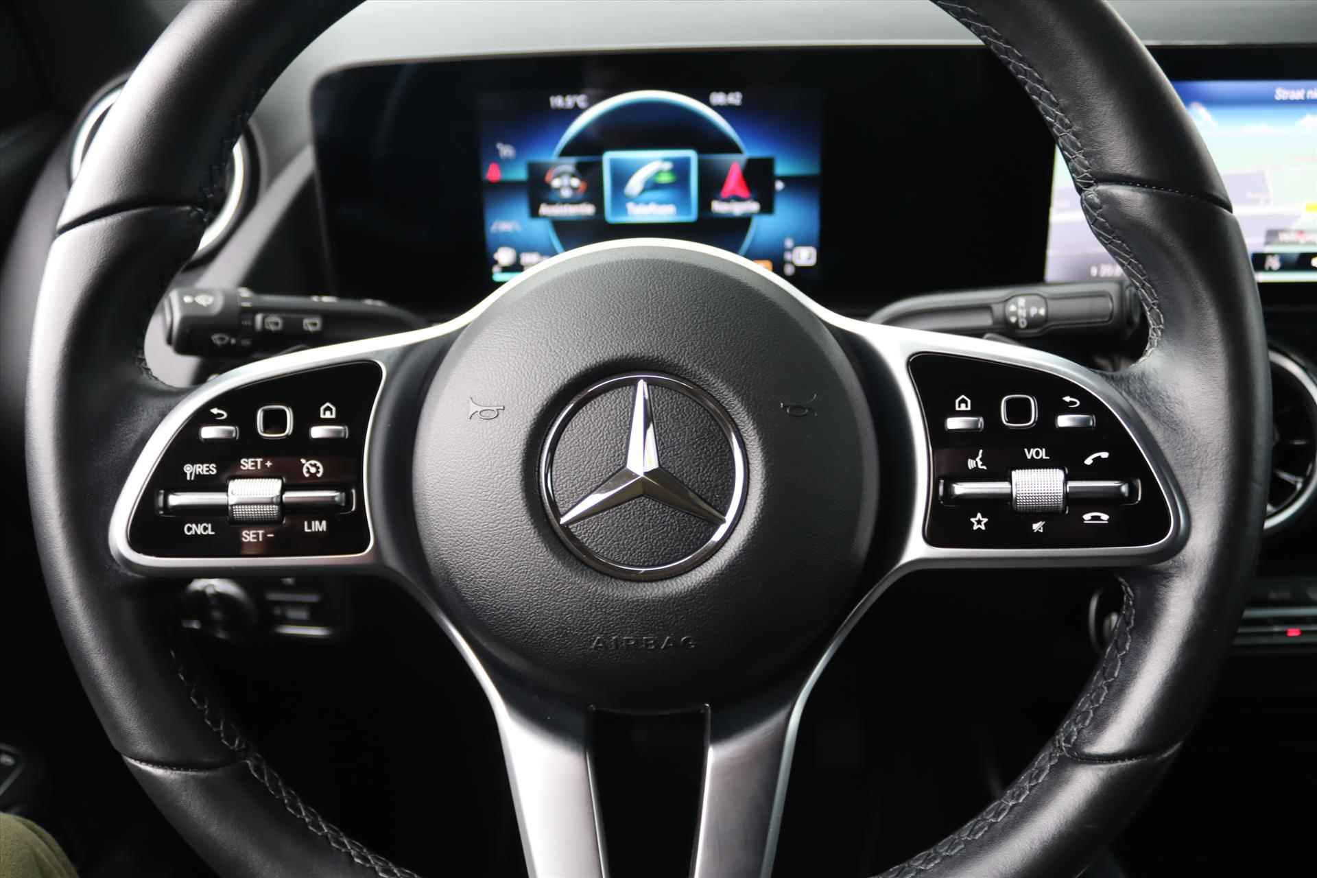 Mercedes GLA 200 163PK AUTOMAAT Camera | Widescreen | Navigatie | Half Leer | Led | Clima | Cruise | 18 Inch Lm | - 28/54