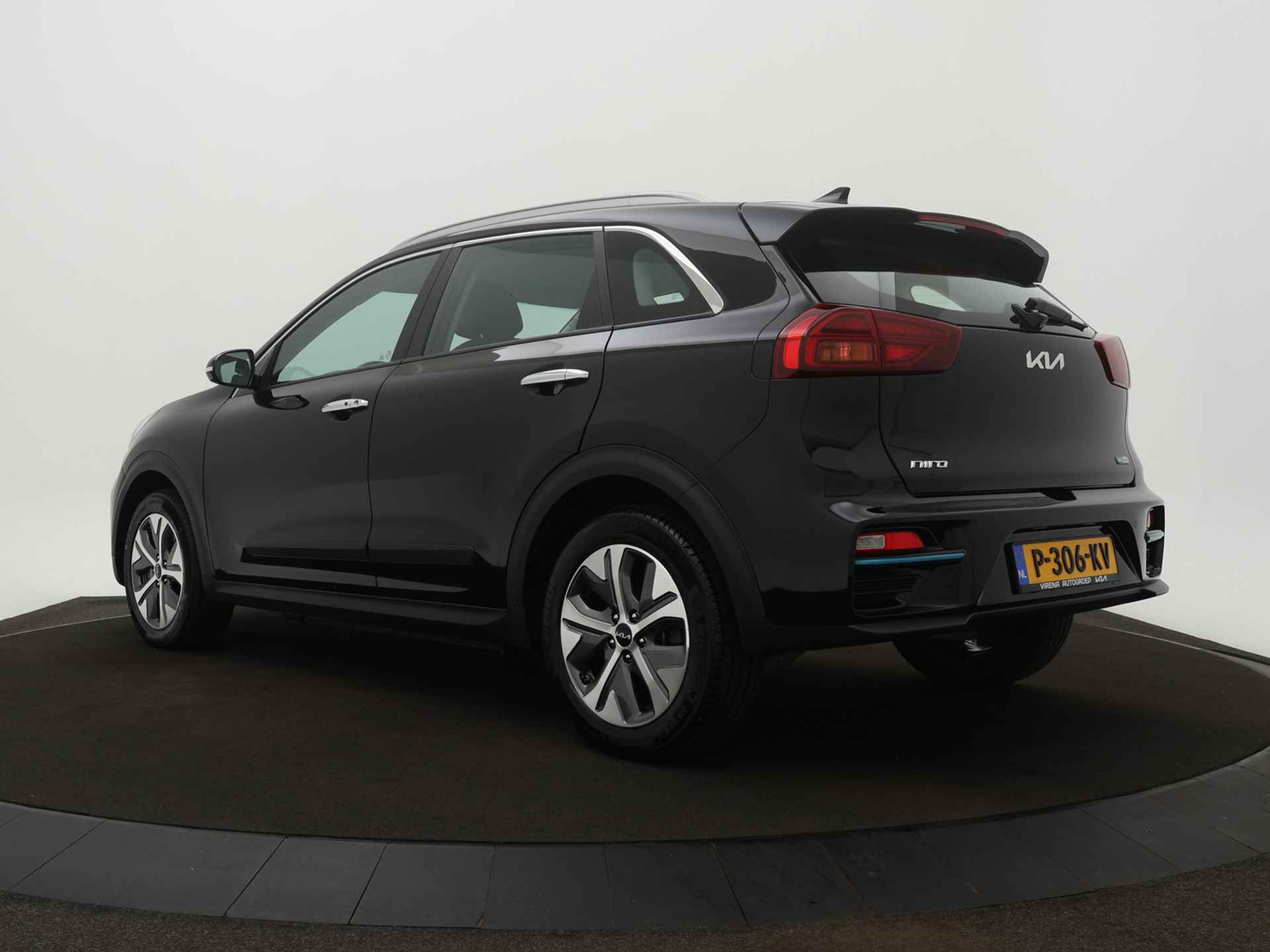 Kia e-Niro DynamicLine 64 kWh - Adaptieve Cruise Control - Climate Control - Lichtmetalen Velgen - Navigatie - Fabrieksgarantie tot 04-2029 - 6/52