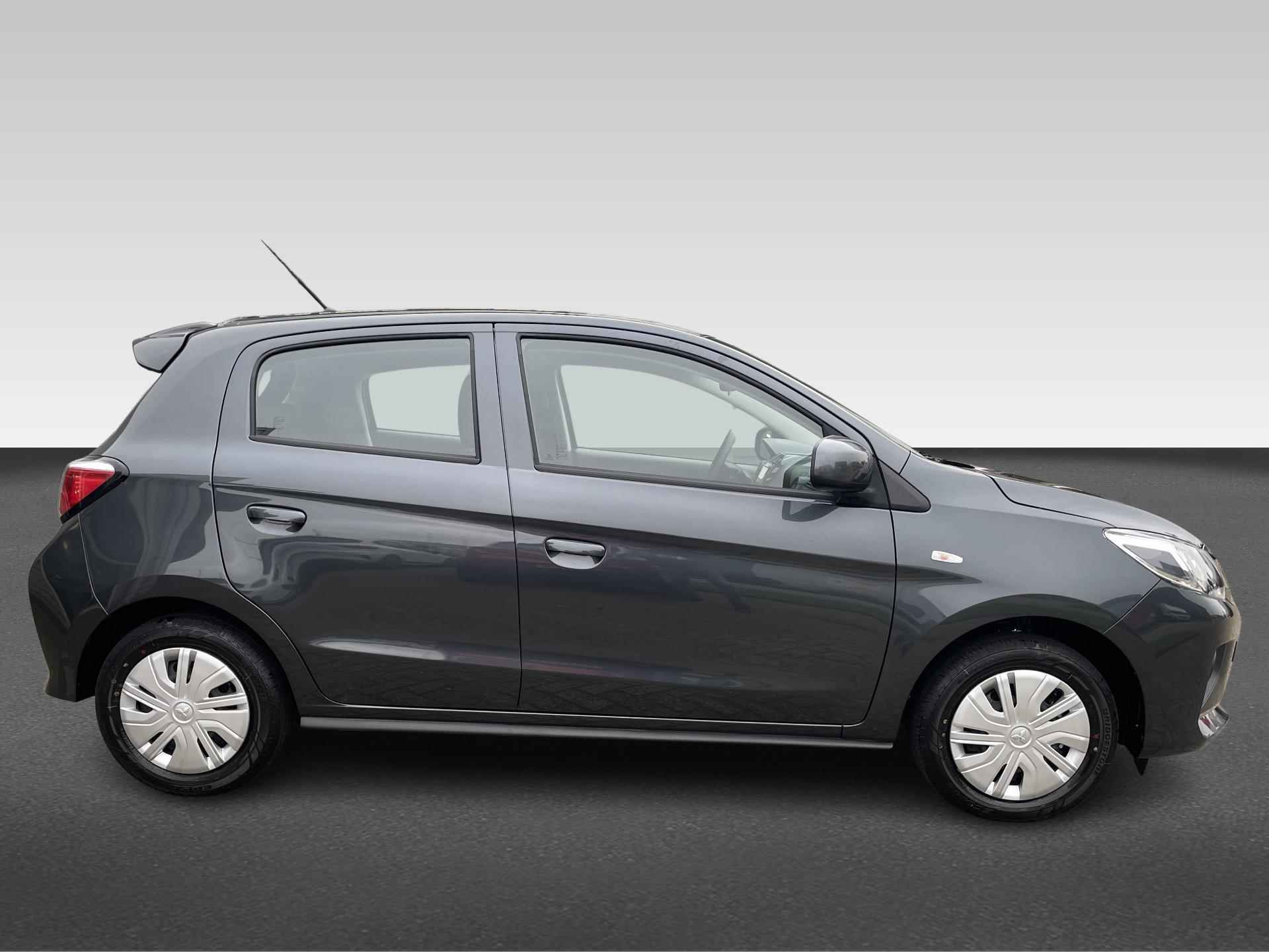 Mitsubishi Space Star 1.2 Active Van € 20.635,- voor € 18.230,- - 6/22