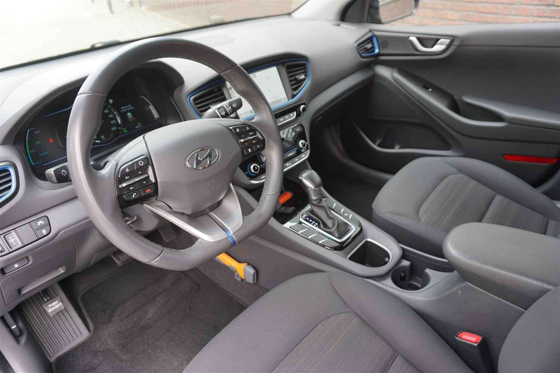 Hyundai IONIQ 1.6 GDi Hybrid Adaptive-Cruise/Camera/ Apple CarPlay/Dealeronderhouden/Rijklaarprijs! - 34/42