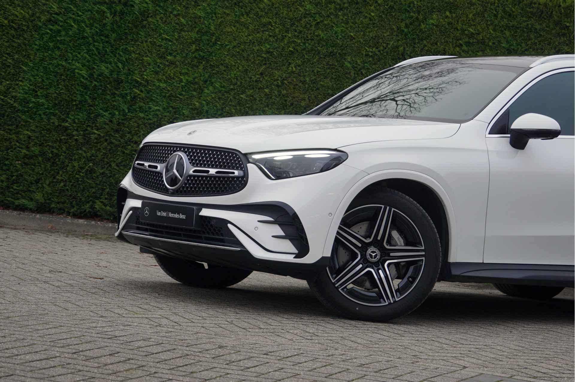 Mercedes-Benz GLC GLC 300 e 4M AMG Line | Achterasbesturing Luchtvering Trekhaak Burmester Distronic - 38/63