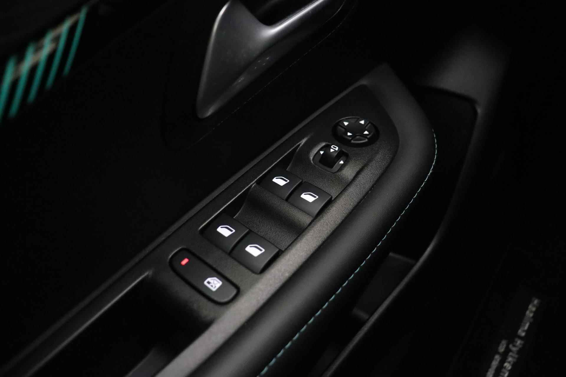 Peugeot 208 1.2 PureTech Allure 100 PK | Dealer Onderhouden | Draadloze Telefoonlader | Navigatie | Stoelverwarming | Climate Control | Cruise Control - 18/36