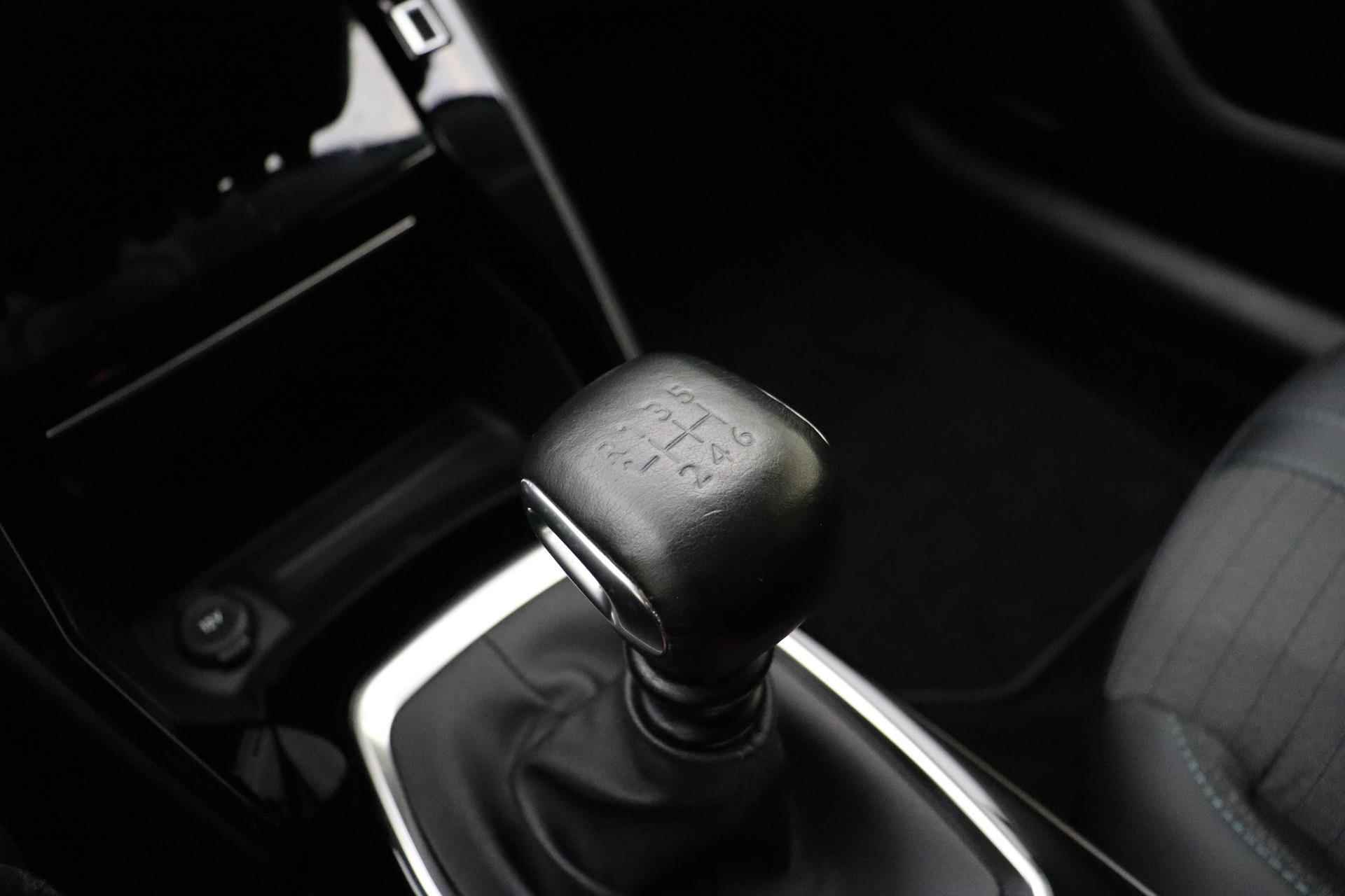 Peugeot 208 1.2 PureTech Allure 100 PK | Dealer Onderhouden | Draadloze Telefoonlader | Navigatie | Stoelverwarming | Climate Control | Cruise Control - 26/36