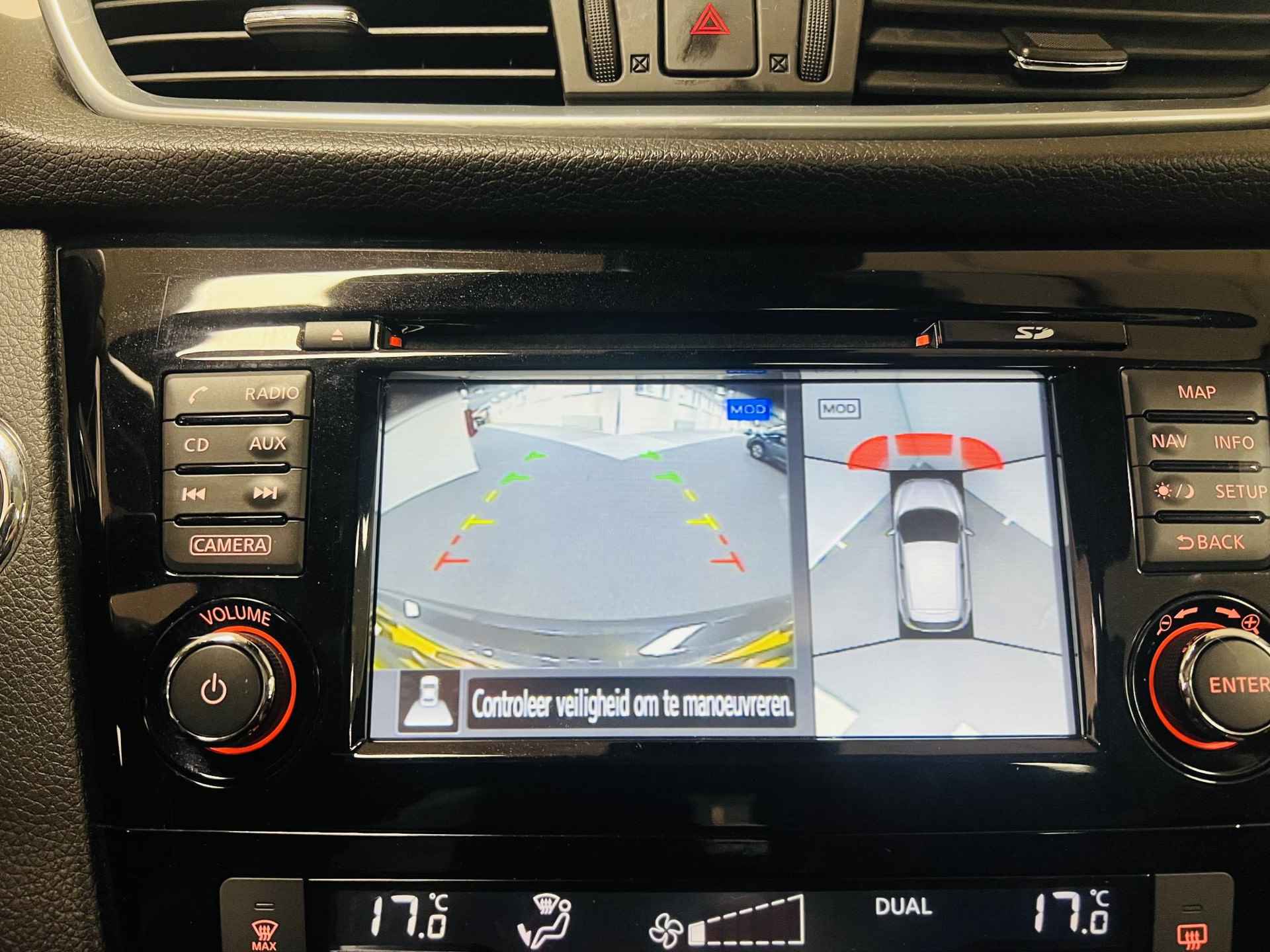 Nissan Qashqai 1.2 N-Connecta Navi airco camera parkeersensoren panoramadak weinig km dealer onderhouden hoge instap zeer mooie auto - 13/19