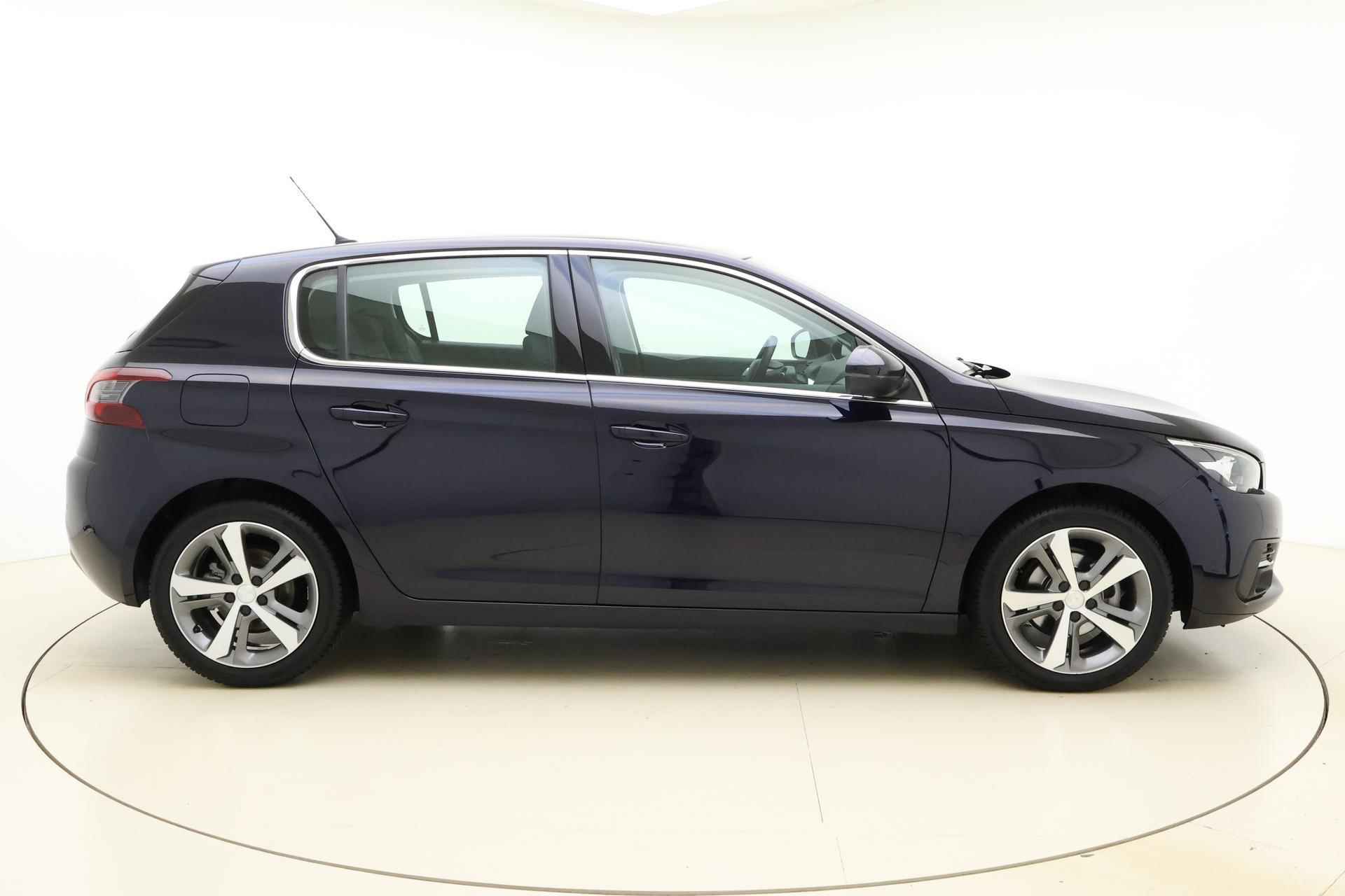 Peugeot 308 1.2 PureTech Allure Avantage 130pk | Navigatie | Climate Control | Camera | Lichtmetalen Velgen | Cruise Control | Dealeronderhouden | 1e Eigenaar - 10/29