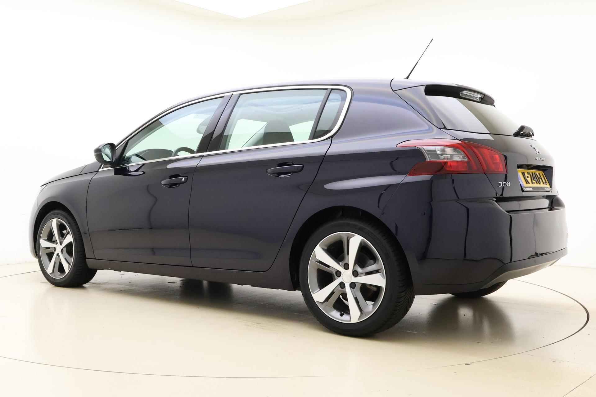 Peugeot 308 1.2 PureTech Allure Avantage 130pk | Navigatie | Climate Control | Camera | Lichtmetalen Velgen | Cruise Control | Dealeronderhouden | 1e Eigenaar - 13/29