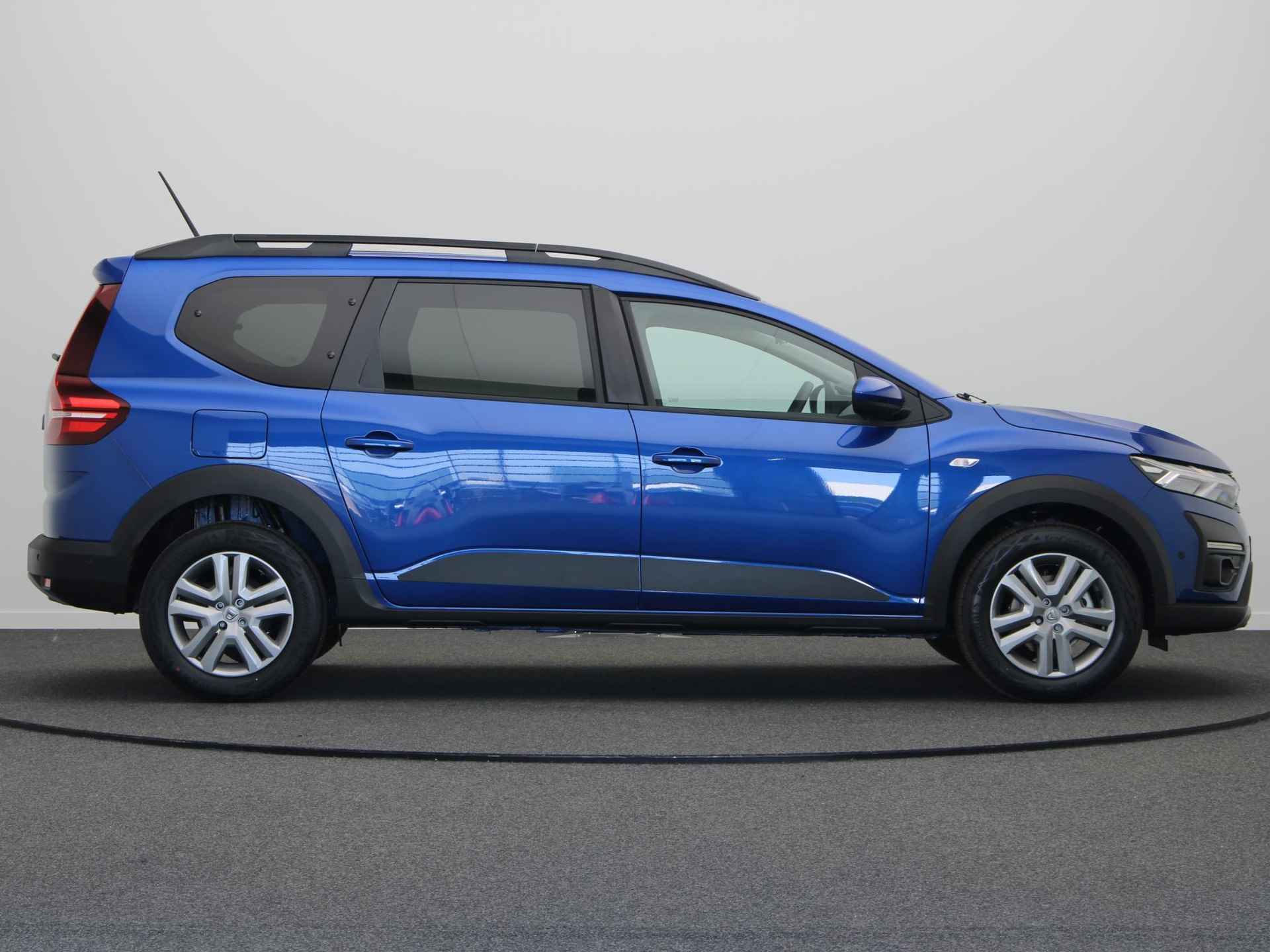 Dacia Jogger TCe 90pk Bi-Fuel Comfort 7p. | Navigatie | Achteruitrijcamera | Airco | Cruise Control | - 6/50