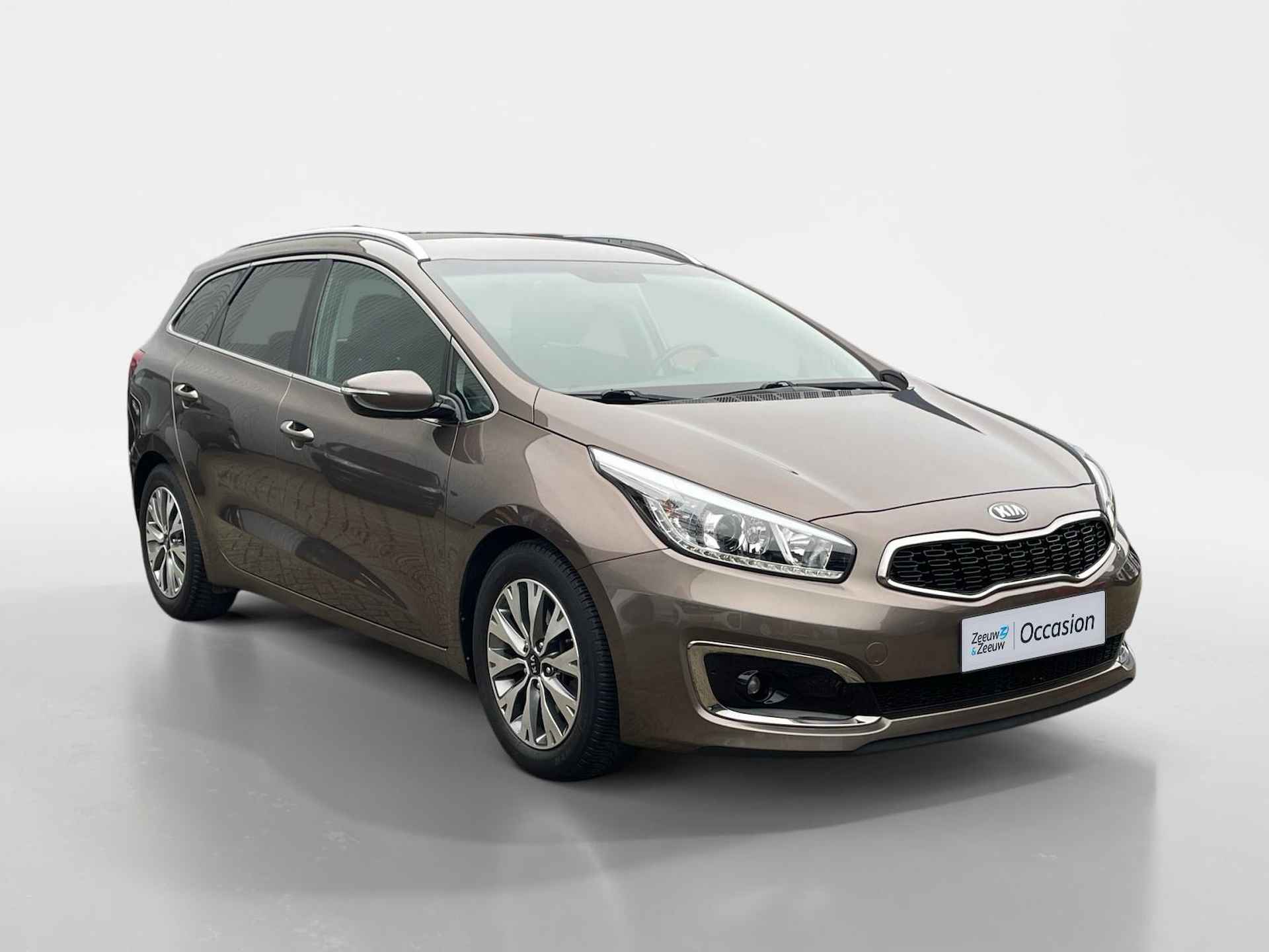 Kia cee'd Sportswagon 1.6 GDI DynamicLine | Achteruitrijcamera | Navigatie| Telefoonvoorbereiding | Climate Control | Cruise Control | - 3/28