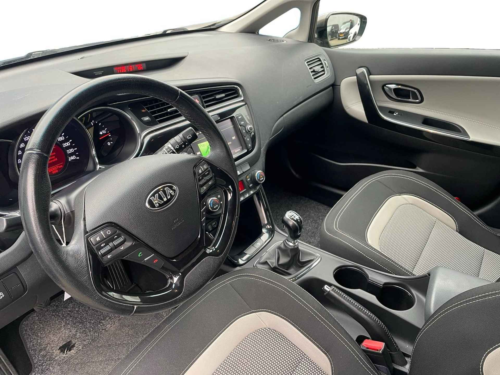 Kia cee'd Sportswagon 1.6 GDI DynamicLine | Achteruitrijcamera | Navigatie| Telefoonvoorbereiding | Climate Control | Cruise Control | - 8/28