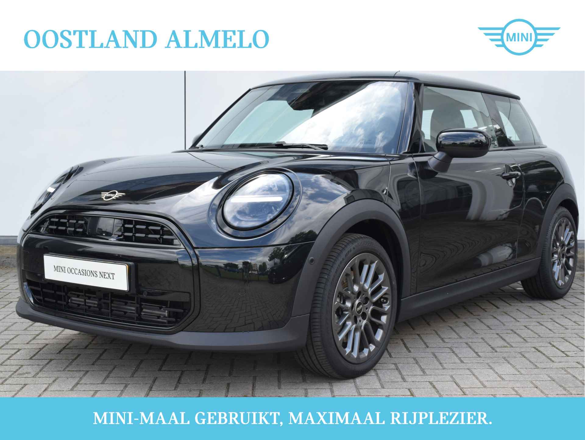 MINI Hatchback Cooper C Essential Automaat / LED / Parking Assistant / Stoelverwarming - 1/22