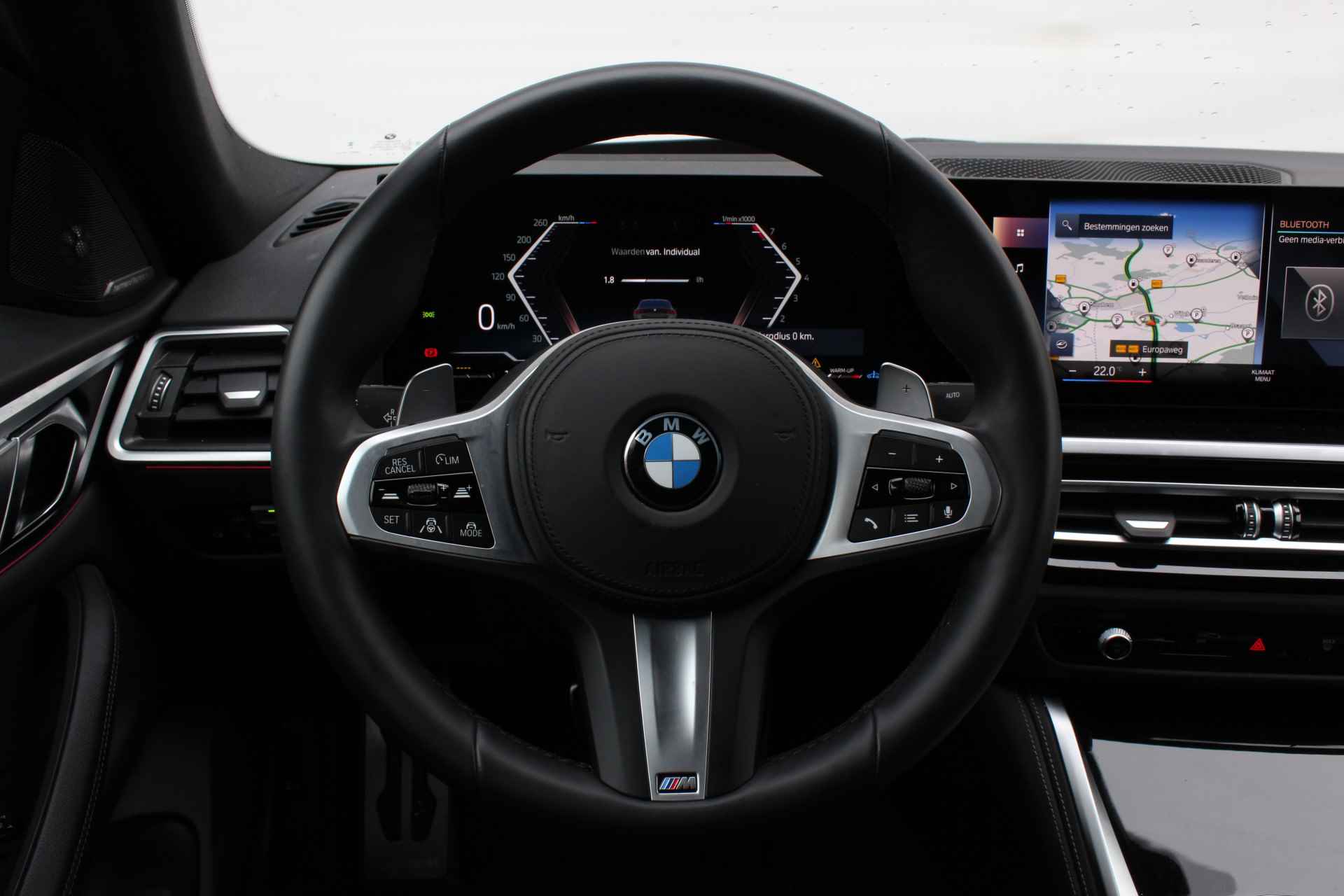 BMW 4 Serie Gran Coupé M440i xDrive High Executive Automaat / Schuif-kanteldak / Trekhaak / Harman Kardon / Laserlight / Stoelverwarming / Driving Assistant Professional / Parking Assistant Plus - 28/31