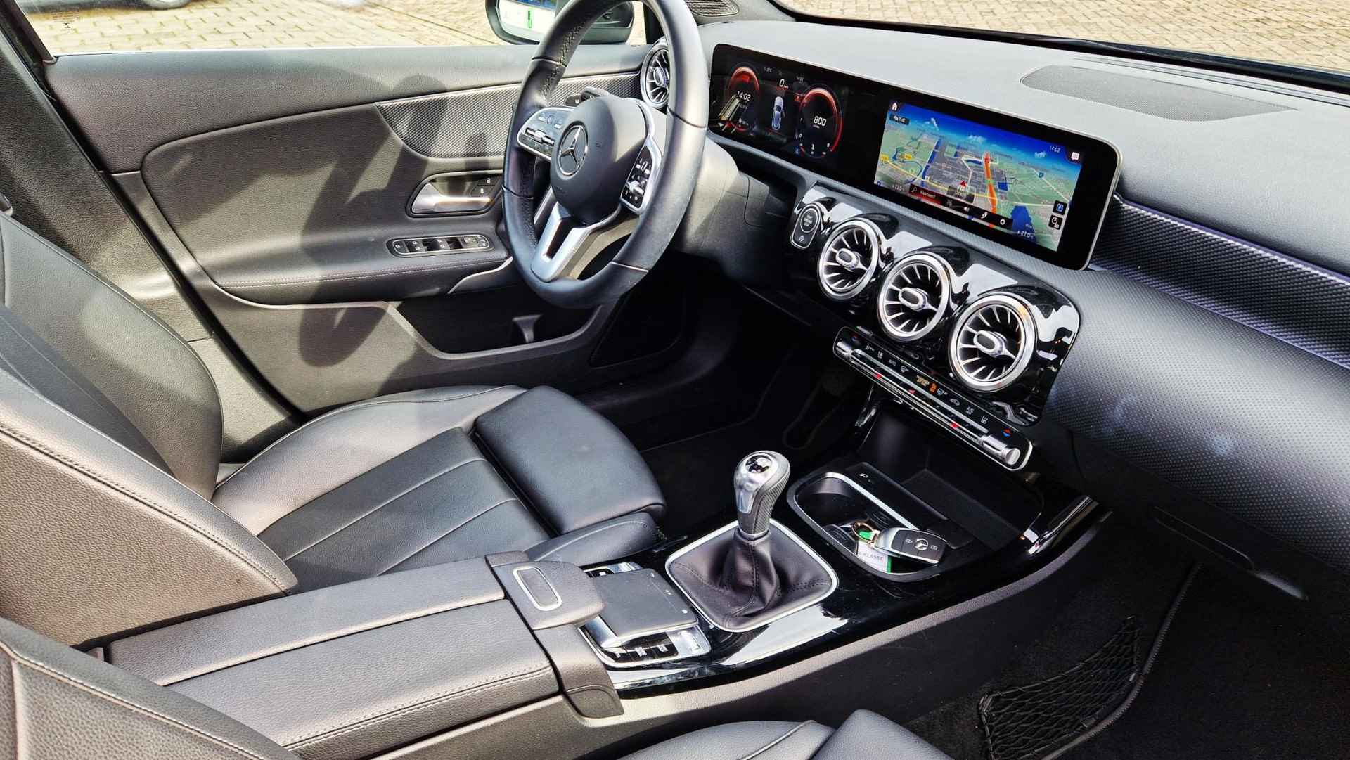 Mercedes-Benz A-klasse 200 Premium Plus panodak ! - 11/33