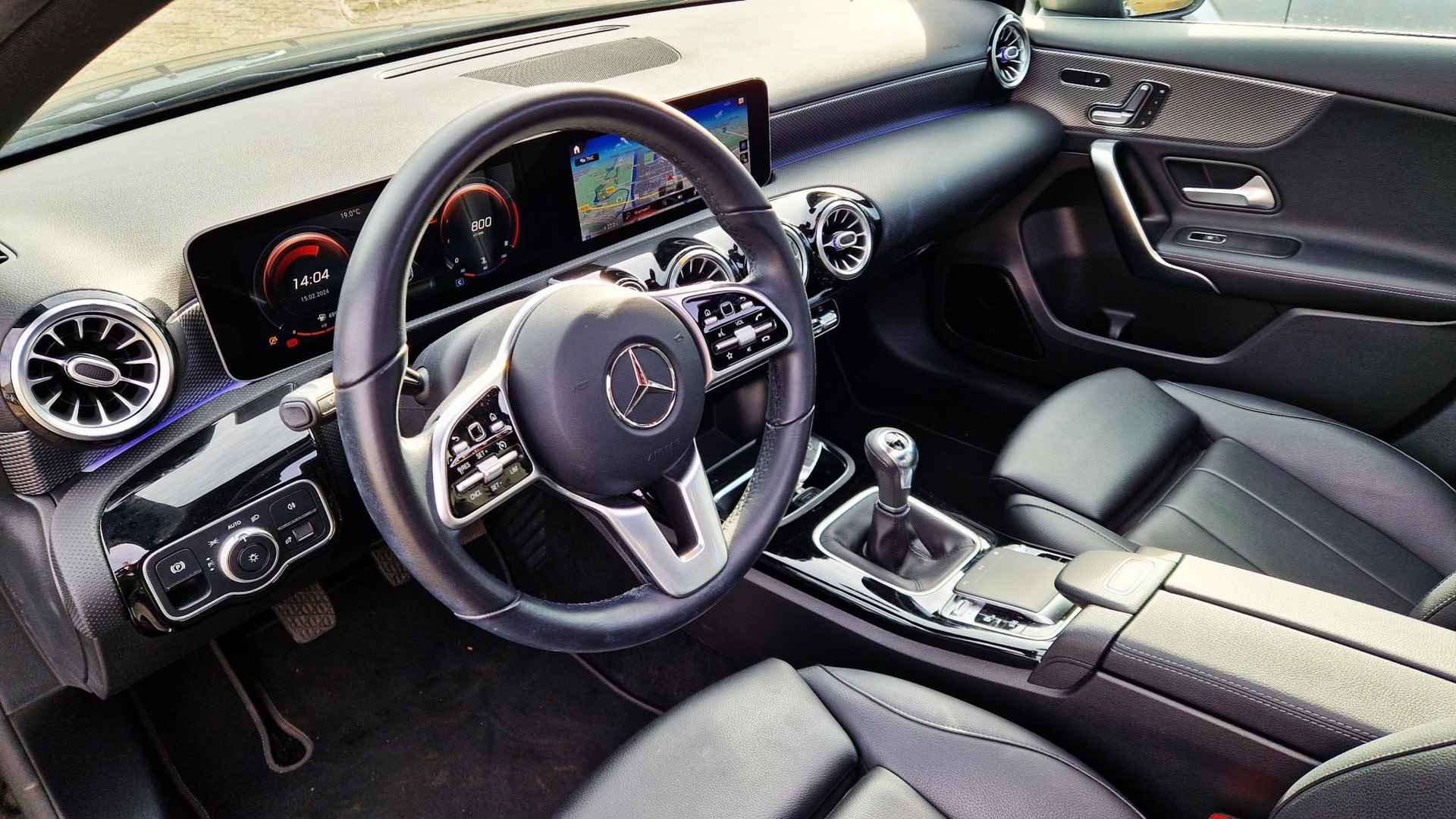 Mercedes-Benz A-klasse 200 Premium Plus panodak ! - 19/33