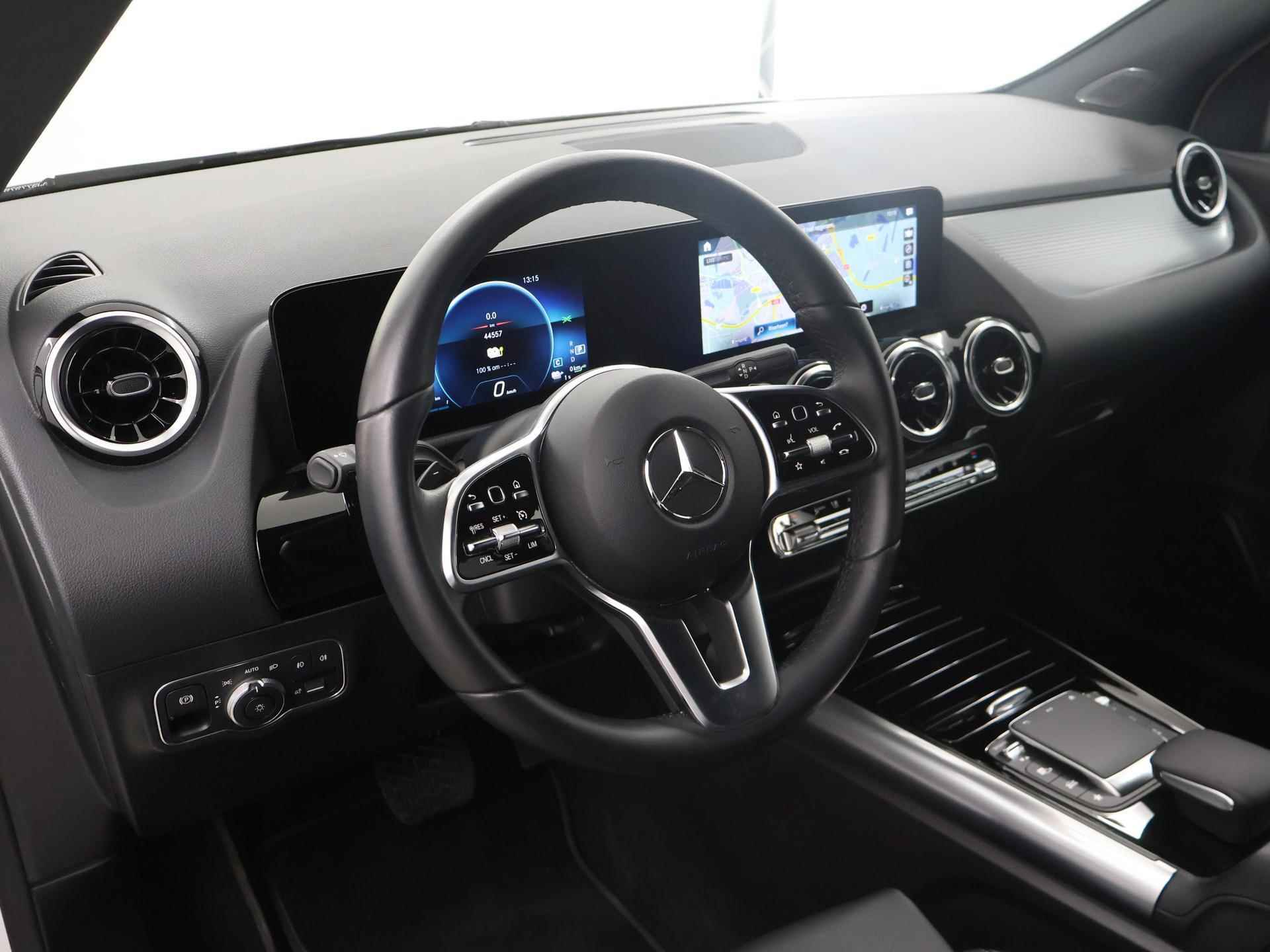 Mercedes-Benz GLA-klasse 250 e Progressive | Navigatie | Parkeercamera | Carplay | Led Koplampen | - 8/46