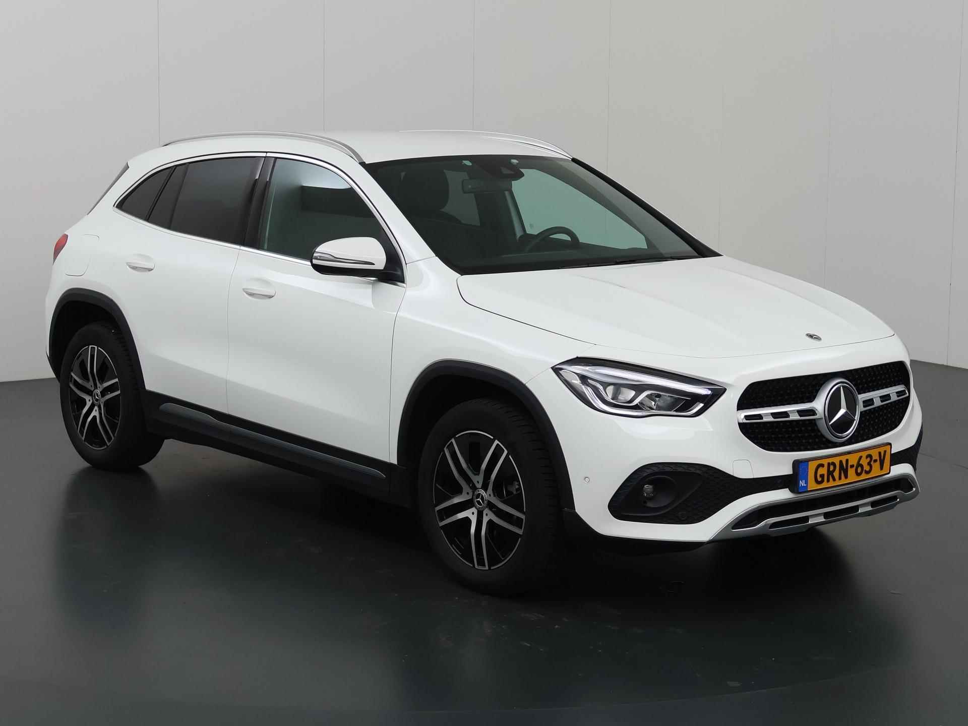 Mercedes-Benz GLA-klasse 250 e Progressive | Navigatie | Parkeercamera | Carplay | Led Koplampen | - 24/46