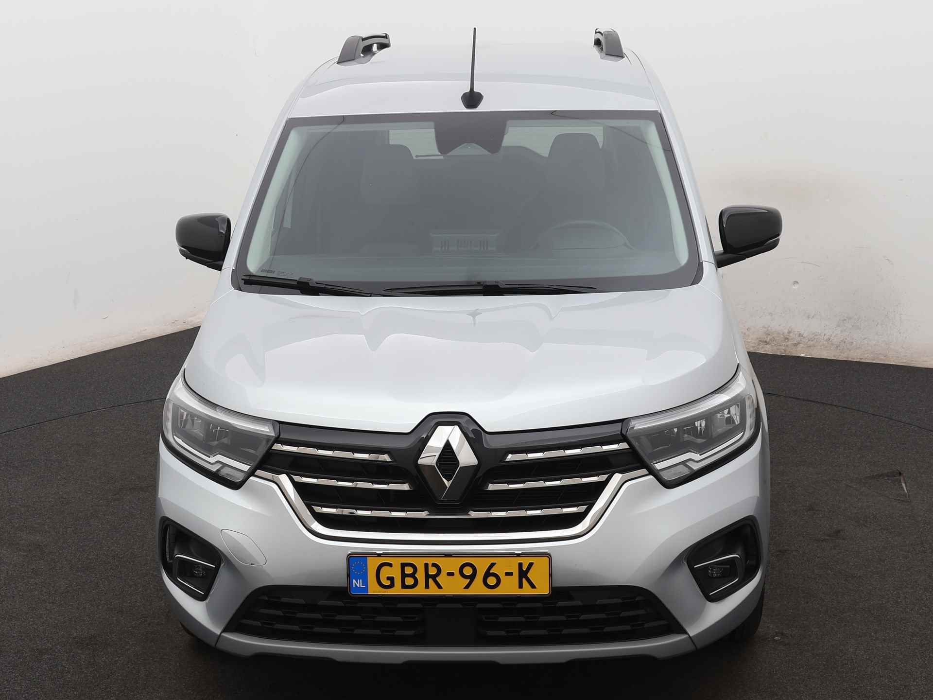 Renault Kangoo Intens TCe100 Ingepland voor nieuwe bodemverlaging t.b.v. rolstoelvervoer (Prijs incl. bodemverlaging) - 24/40