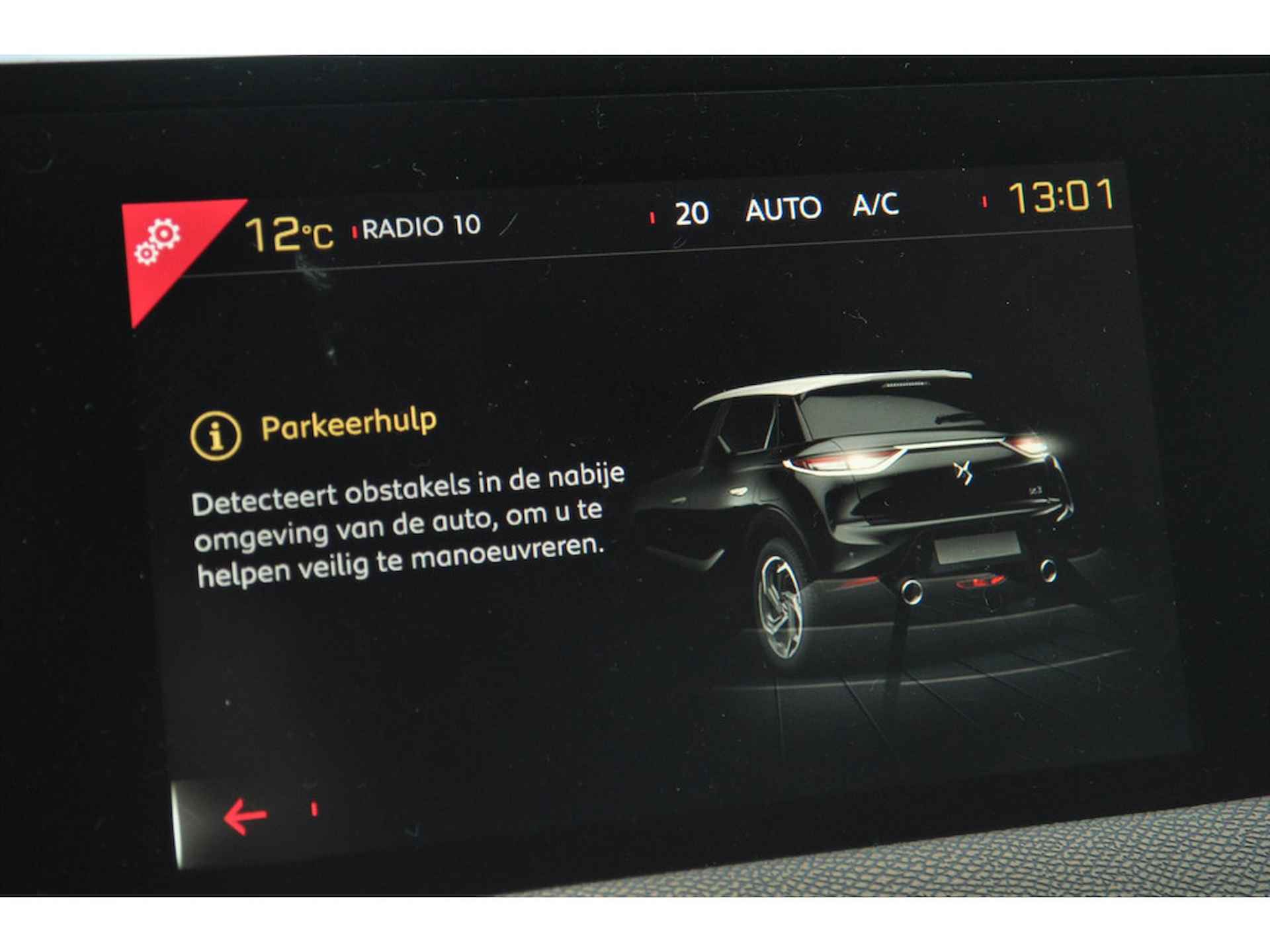 DS Ds 3 Crossback 1.2 100pk So Chic | Apple CarPlay & Android Auto | - 25/28