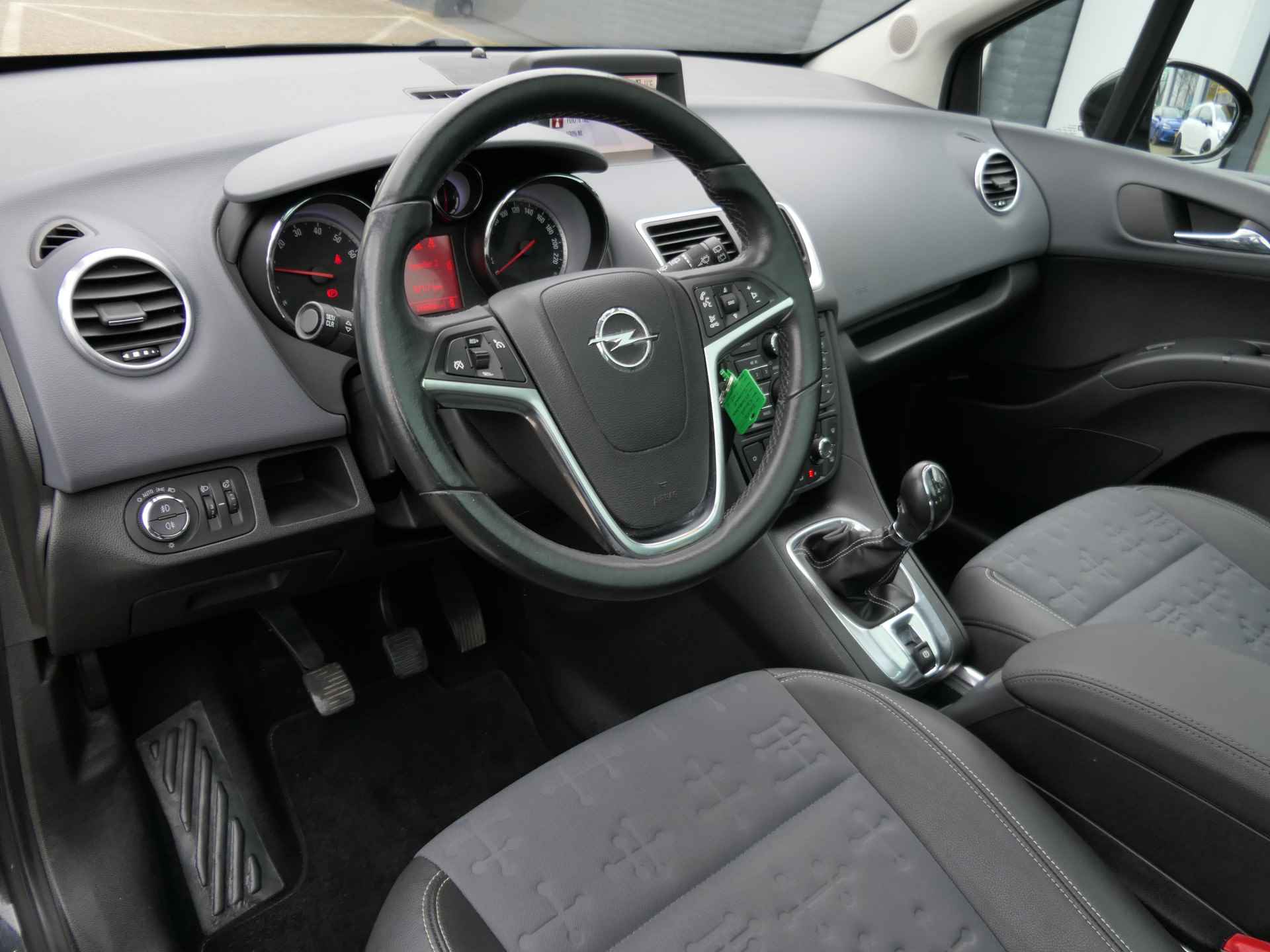Opel Meriva 1.4 Turbo 120pk Cosmo | Navigatie | Panoramadak | Trekhaak | 17'' LMV - 3/36