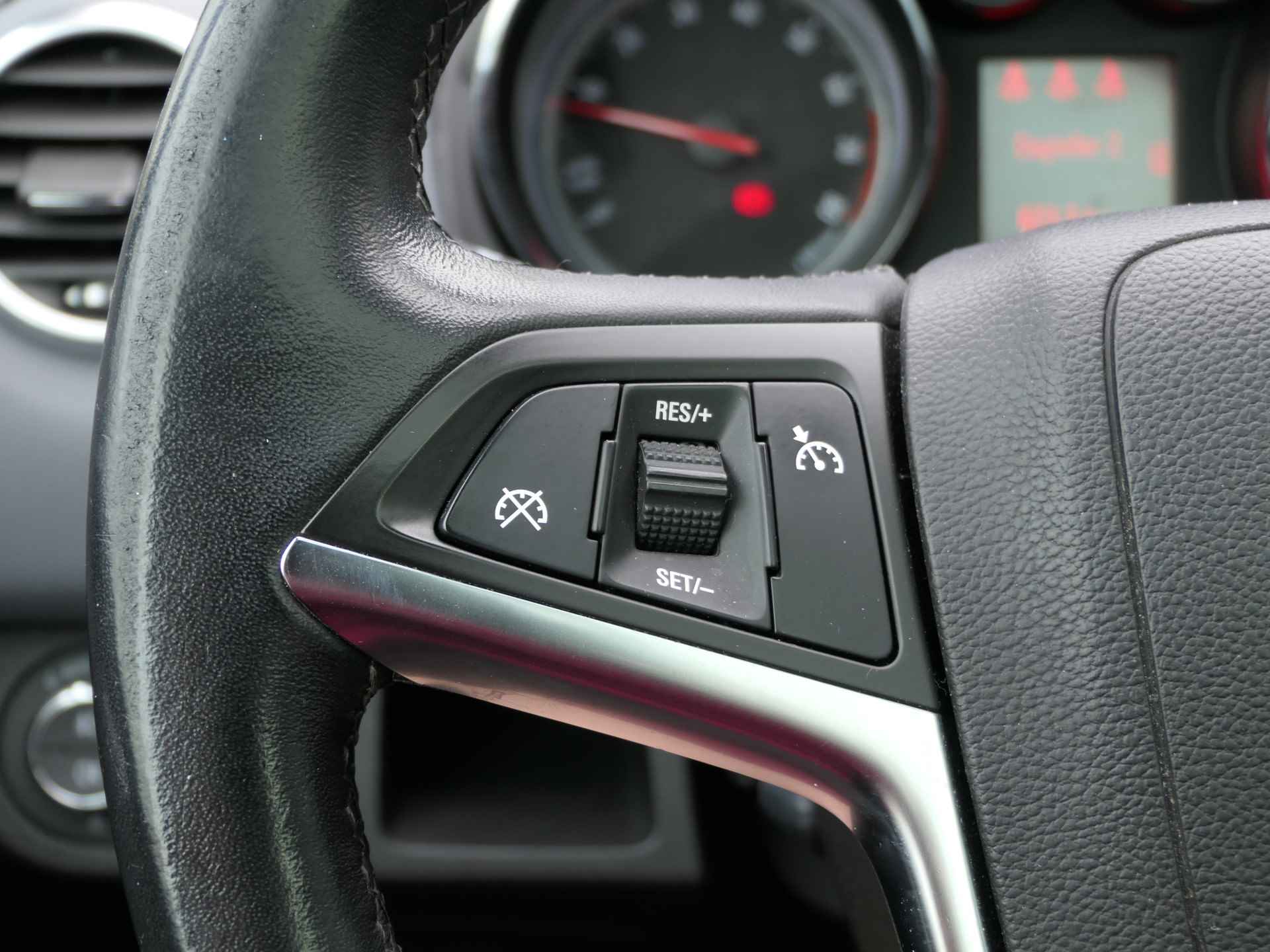Opel Meriva 1.4 Turbo 120pk Cosmo | Navigatie | Panoramadak | Trekhaak | 17'' LMV - 34/36