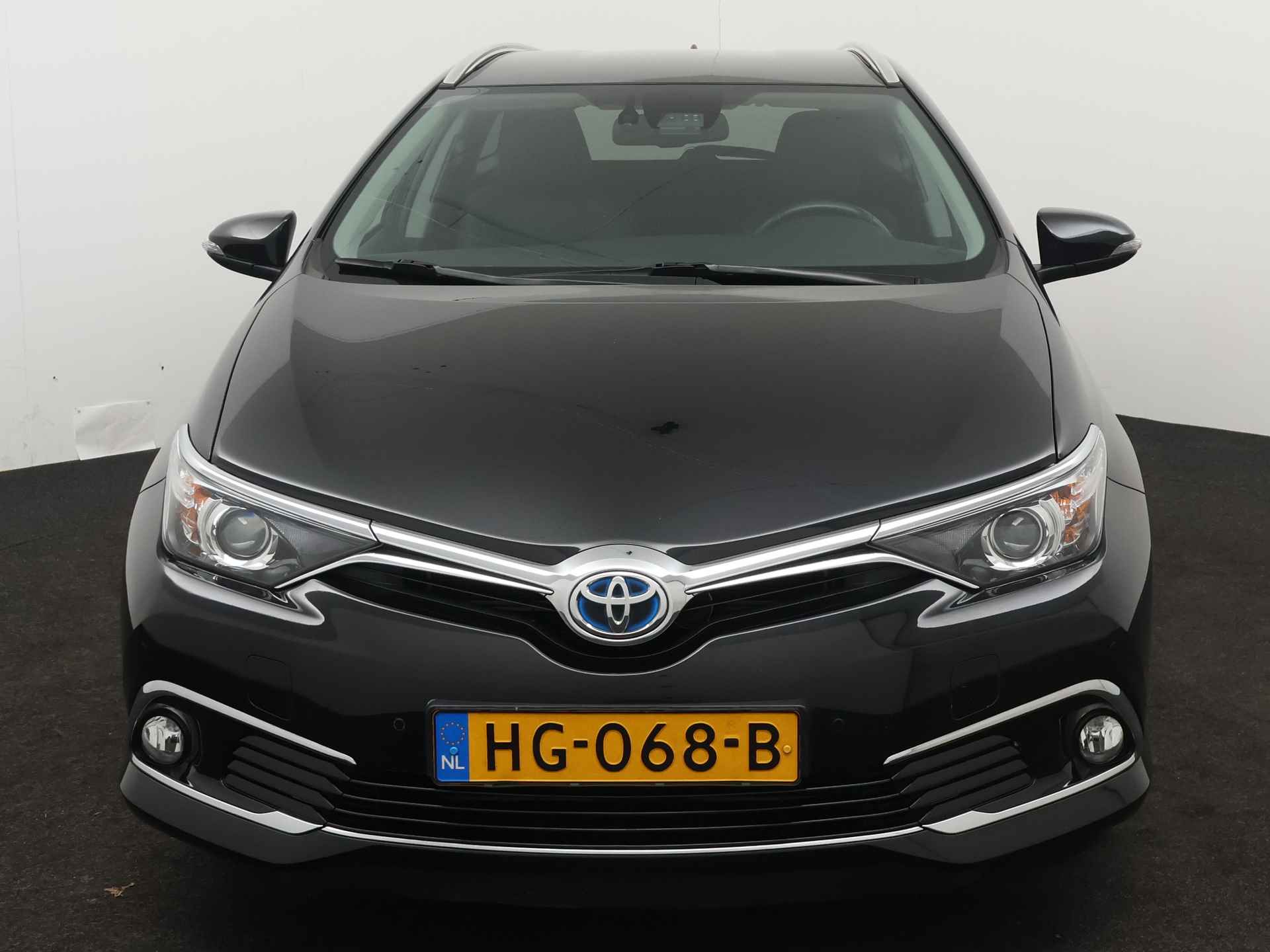 Toyota Auris Touring Sports 1.8 Hybrid Executive | Stoelverwarming | Navigatie | LM velgen | Parkeersensoren | Cruise Control | - 28/45