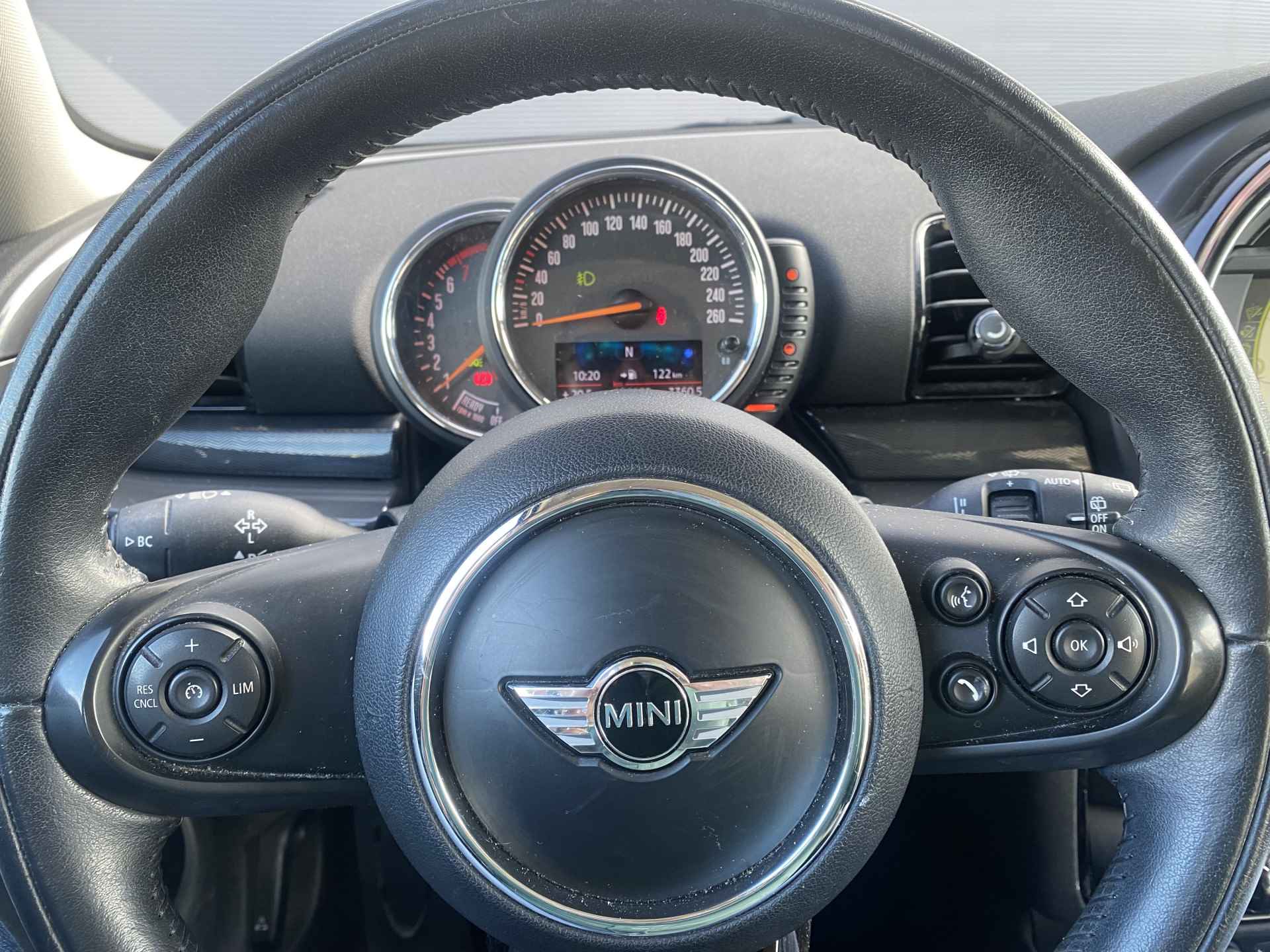 MINI Clubman 1.5 Cooper Chili Serious Business Navigatie, Comf.intr, Climate contr, Parkeersens, etc..!! - 22/30